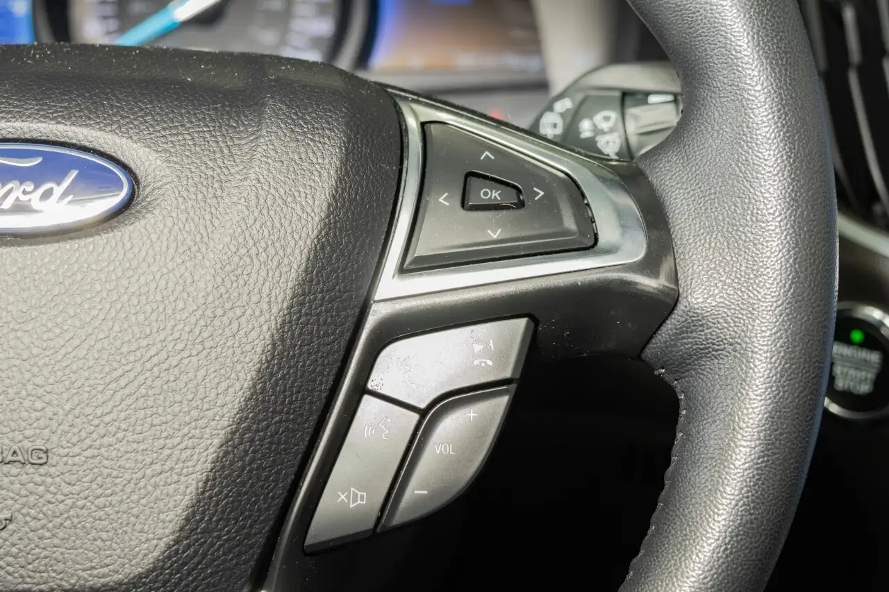Ford Edge photo Ford Edge