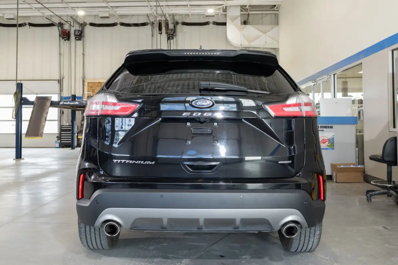 Ford Edge photo Ford Edge
