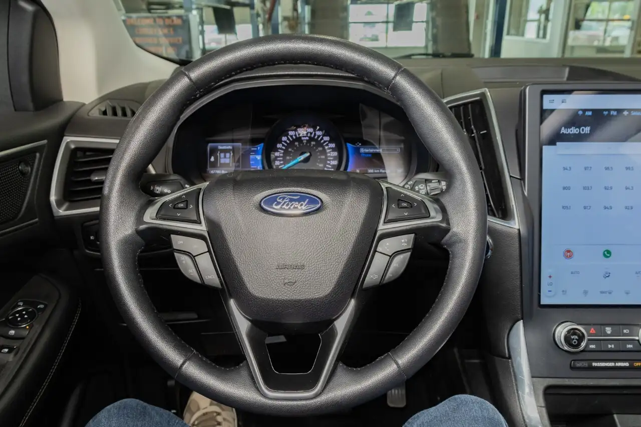 Ford Edge photo Ford Edge