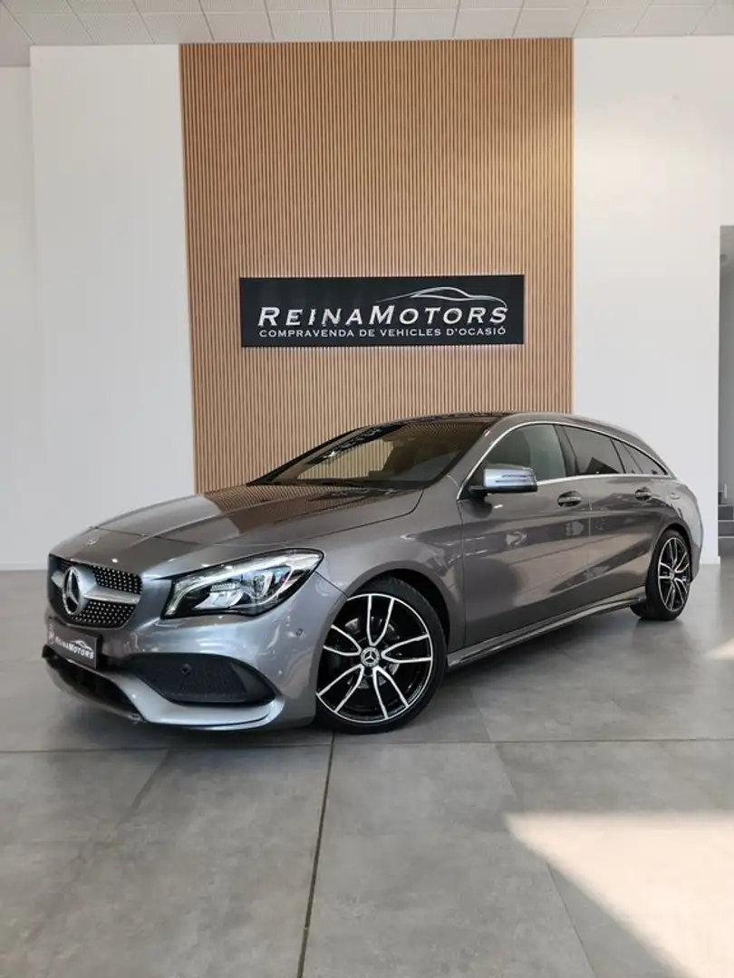 Mercedes-Benz CLA 200 d Shooting Brake Gris - 1