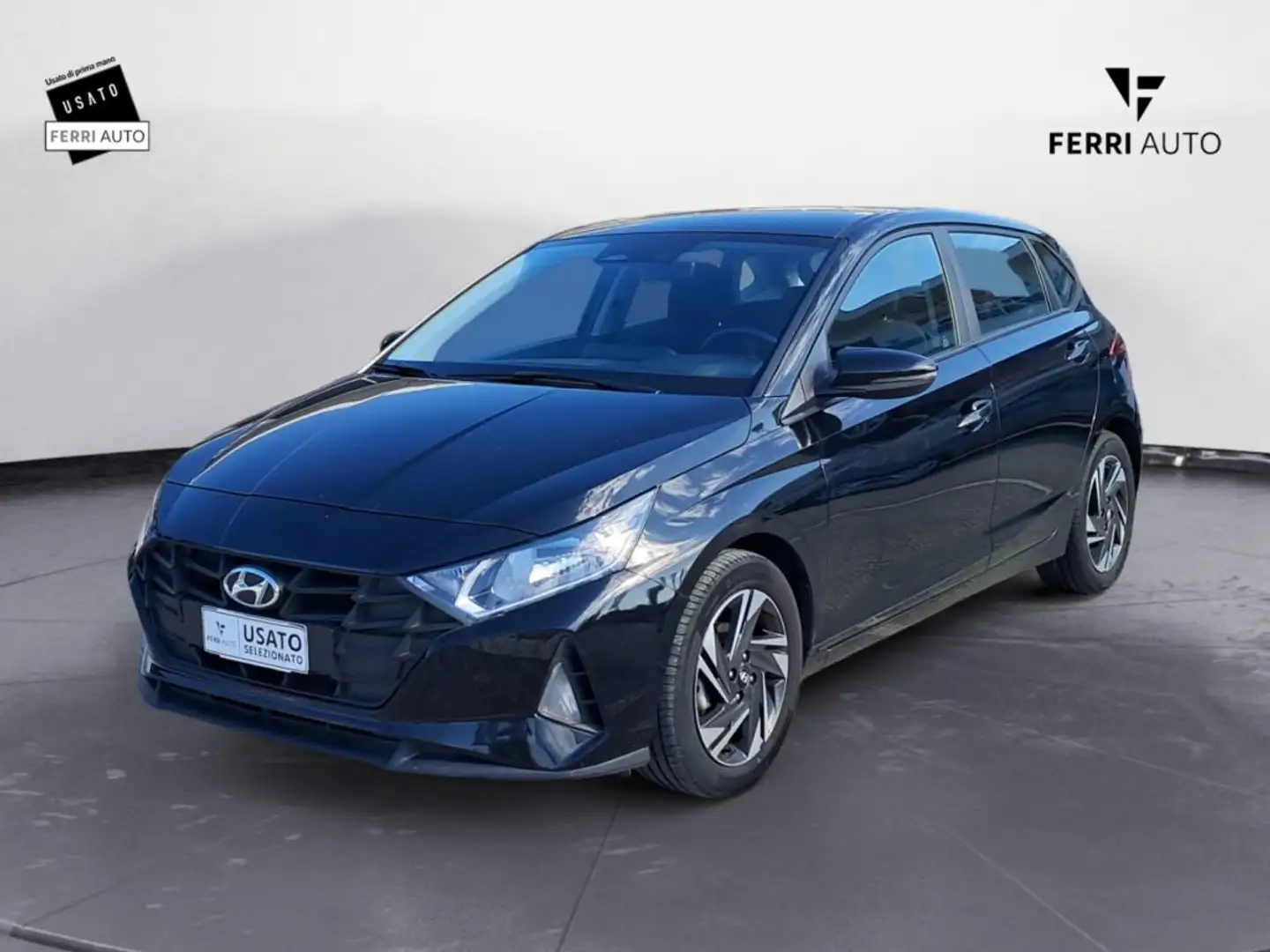 Hyundai i20 1.2 MPI MT Connectline Schwarz - 2