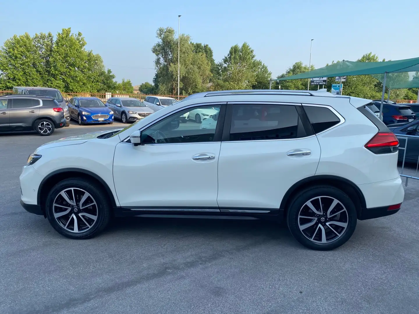 Nissan X-Trail dCi 150 2WD Tekna Blanc - 2