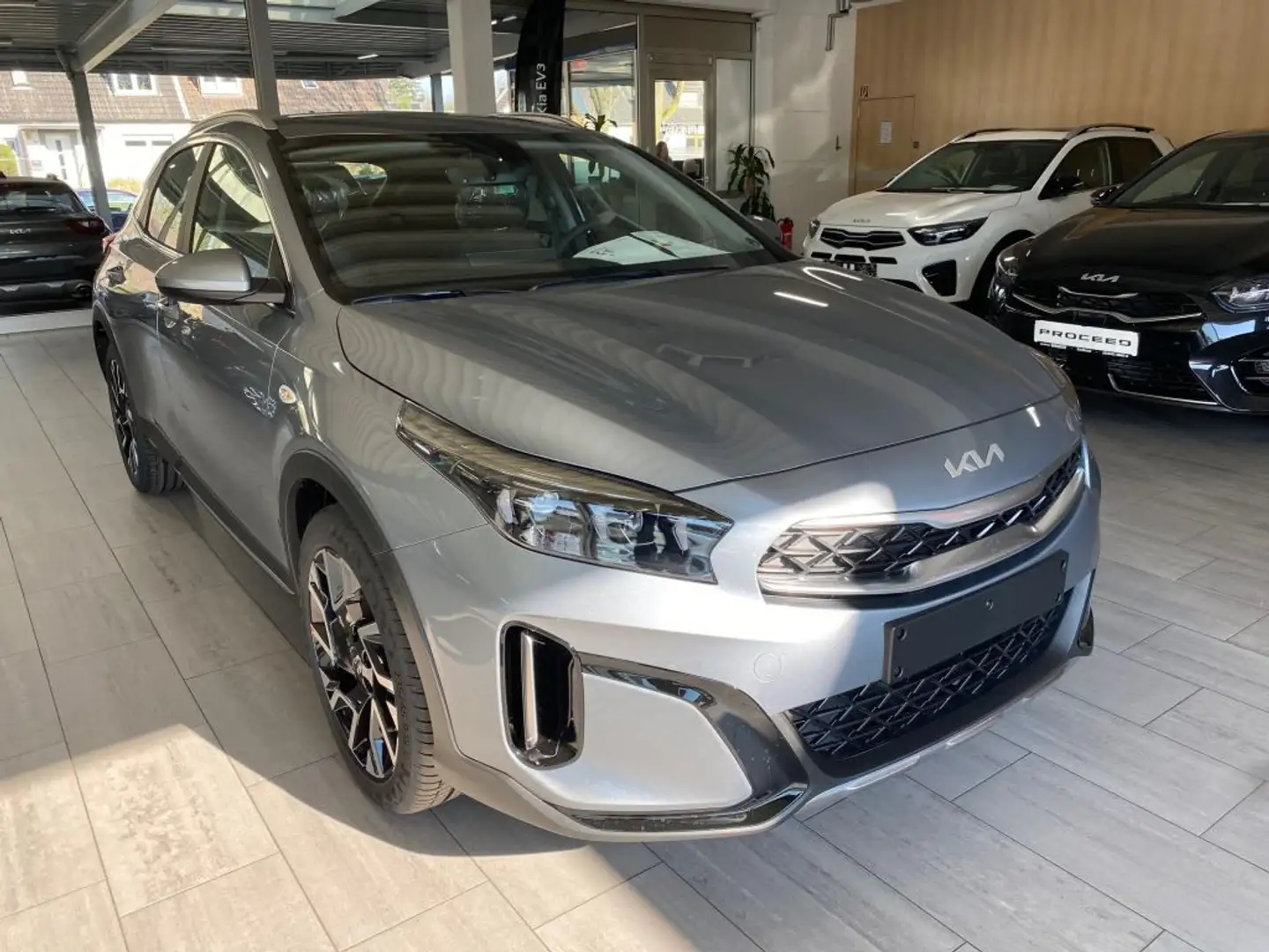 Kia XCeed 1.0 T-GDI OPF VISION Silber - 1