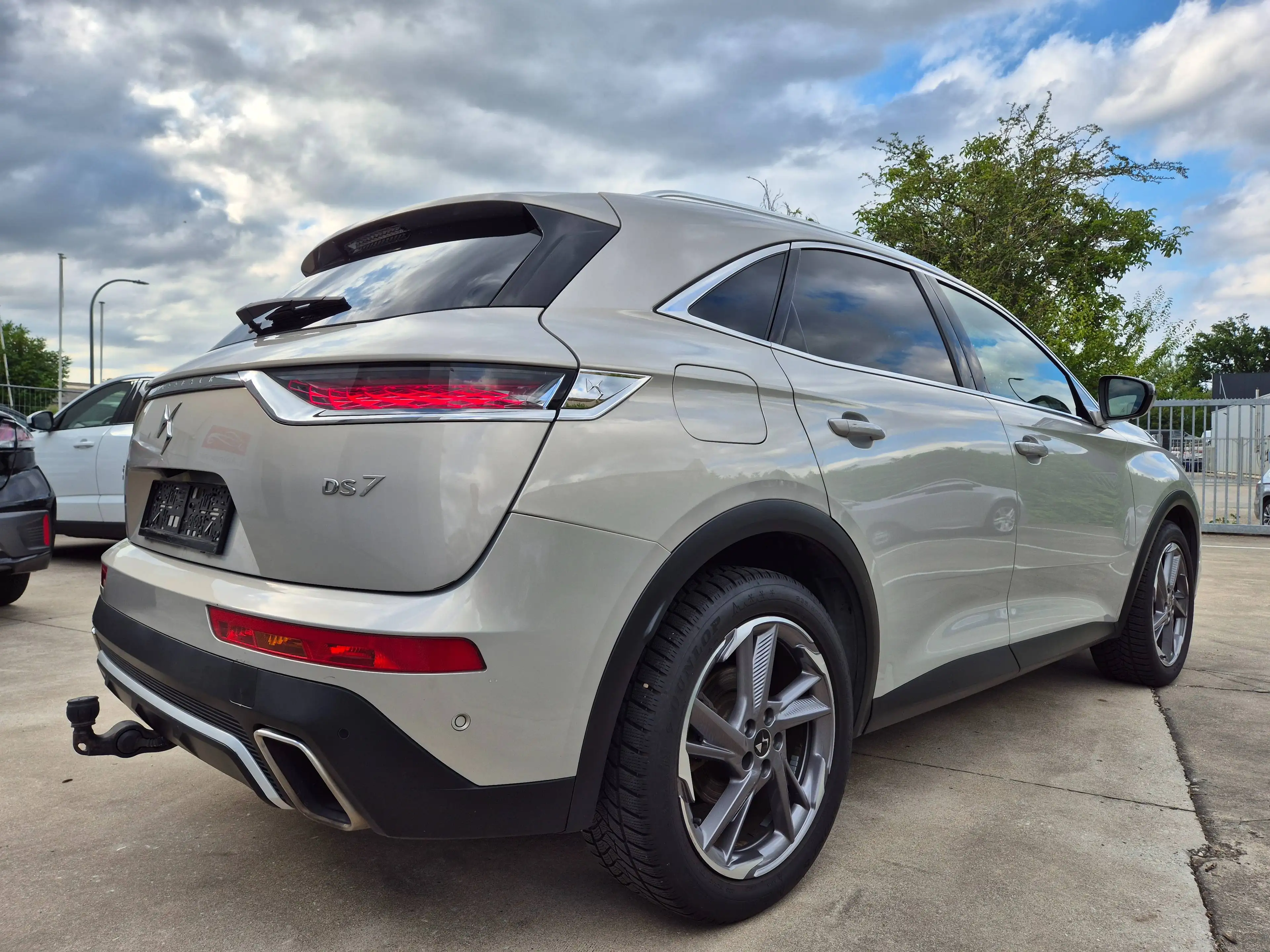 DS Automobiles DS 7 Crossback PHEV 1.6 E-TENSE / HYBRID / 4WD / RIVOLI / 4x4 — photo 8