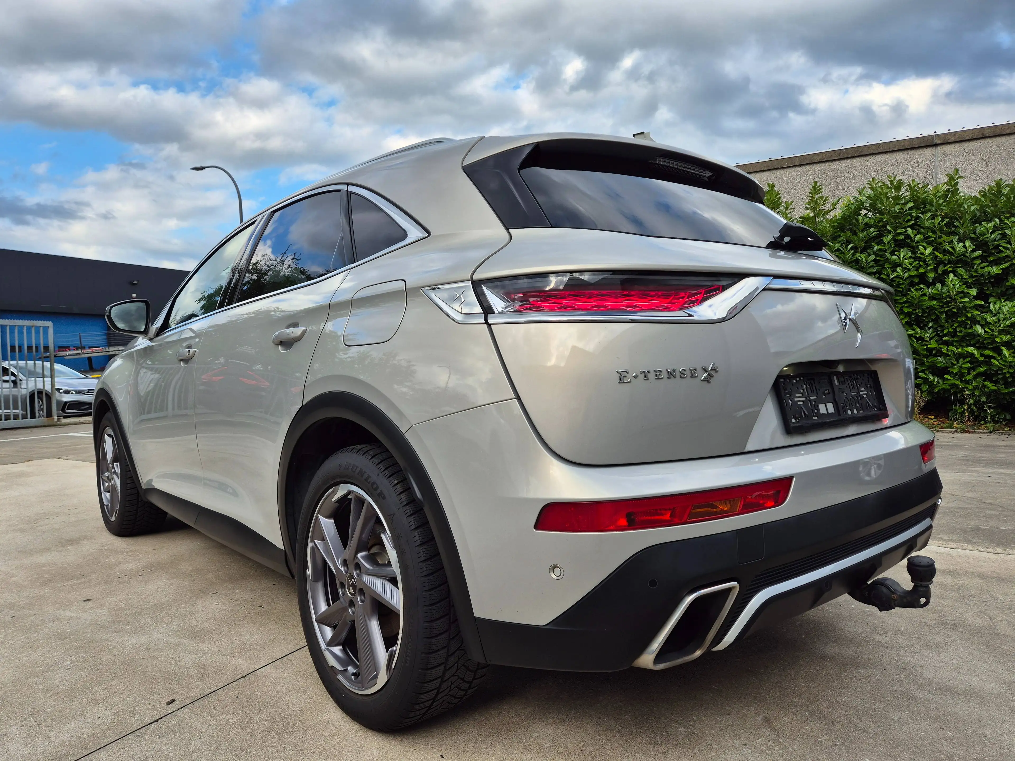DS Automobiles DS 7 Crossback PHEV 1.6 E-TENSE / HYBRID / 4WD / RIVOLI / 4x4 — photo 11