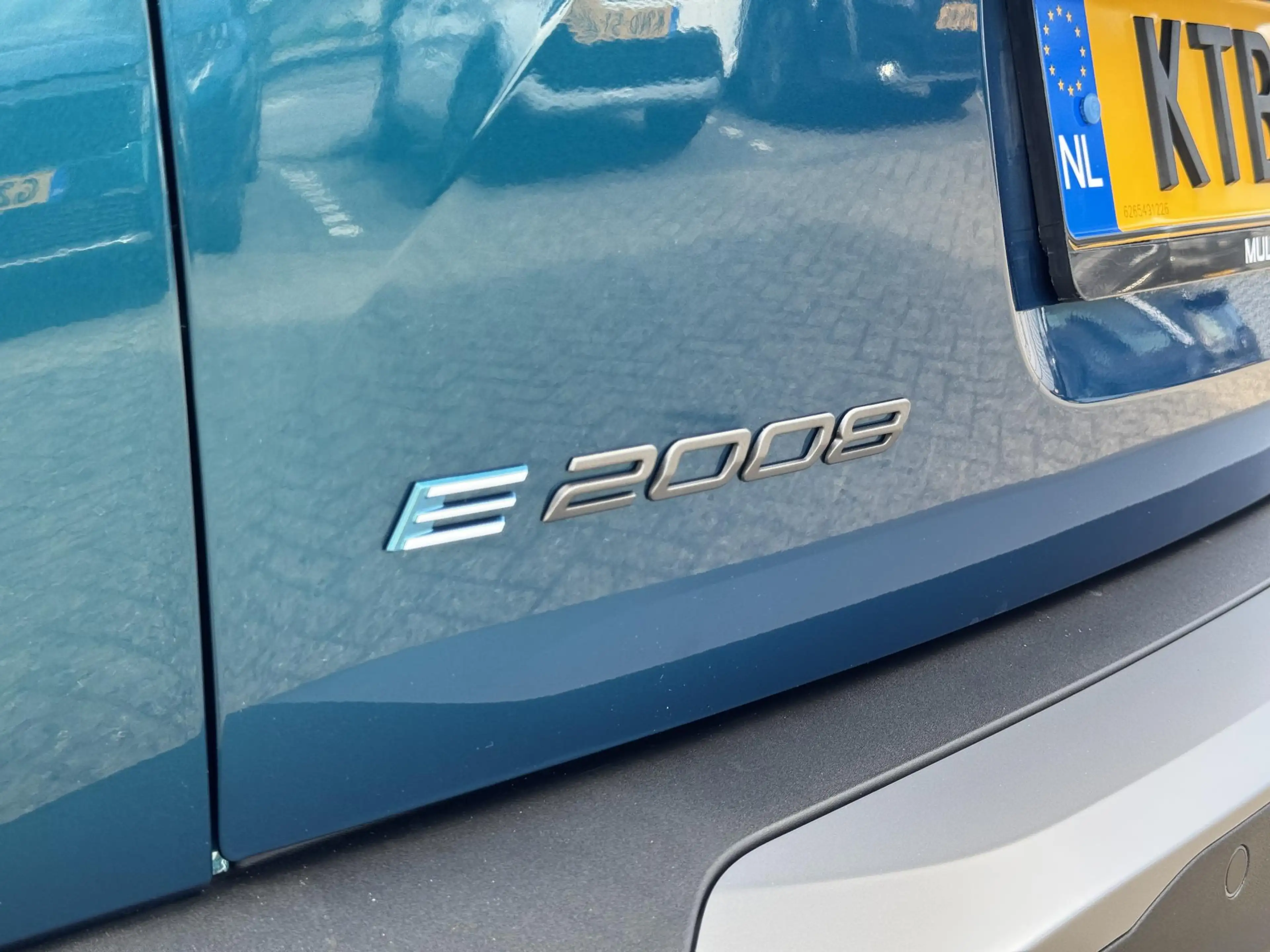 Peugeot e-2008 EV Business 54kWh 156pk | 400KM WLTP | NAVI | CAME — photo 13