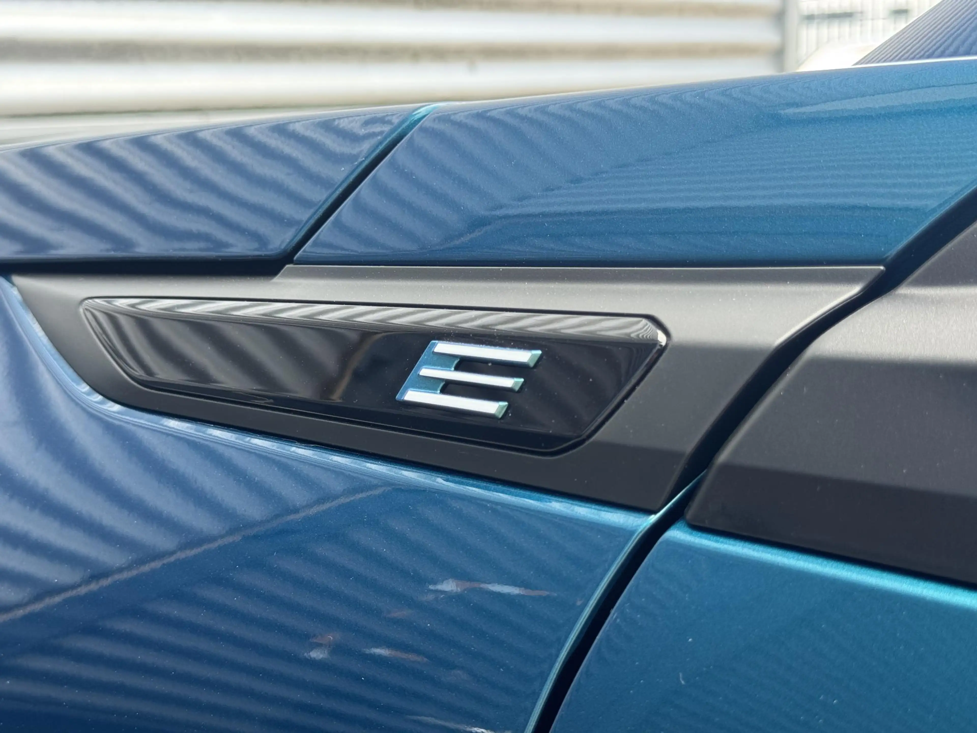 Peugeot e-2008 EV Business 54kWh 156pk | 400KM WLTP | NAVI | CAME — photo 10