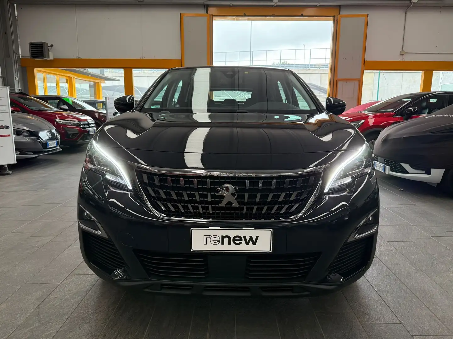 Peugeot 3008 Business 1.5 BlueHDi 130cv EAT8 Gris - 2