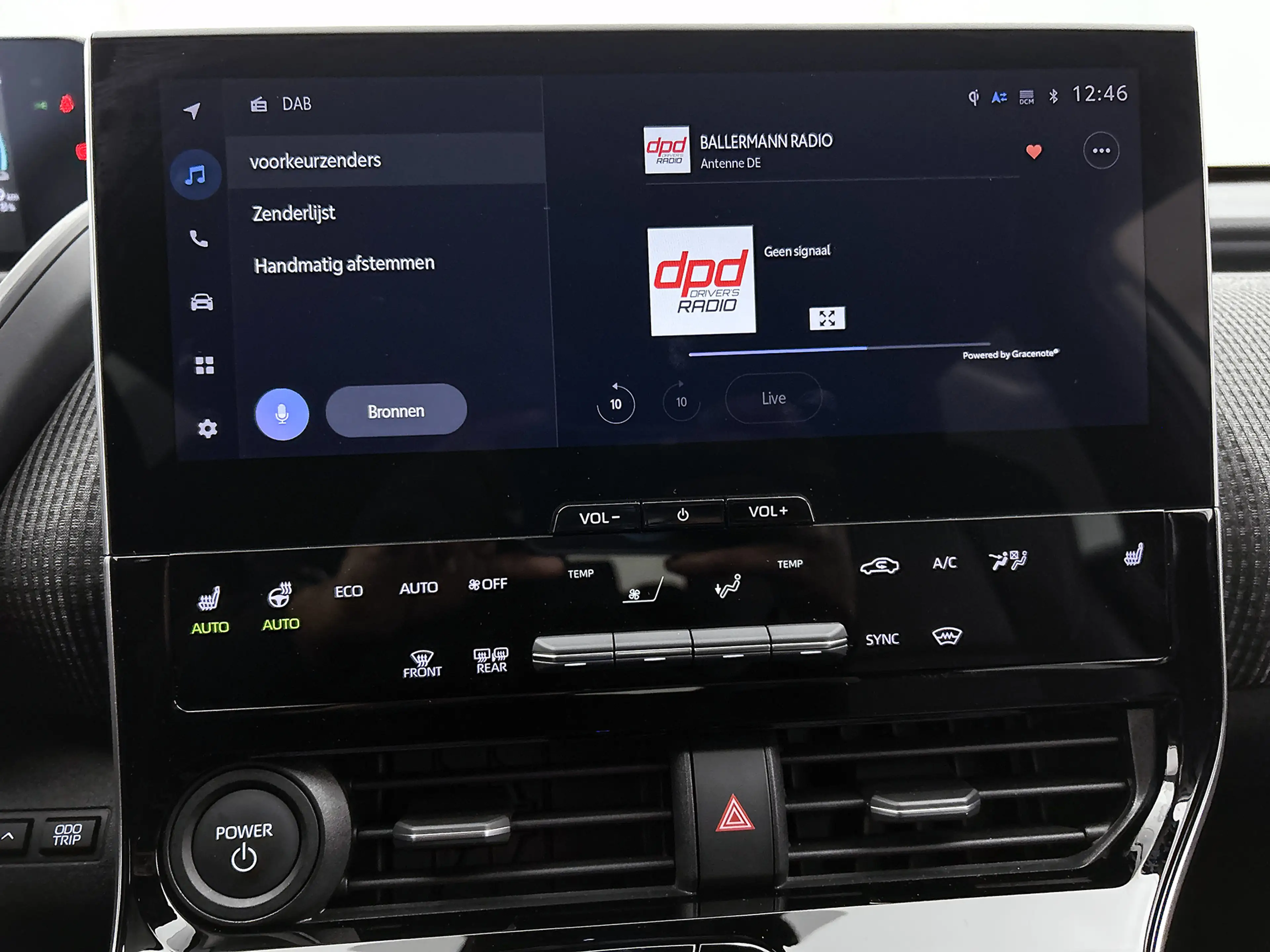 Toyota bZ4X Dynamic 71 kWh | extra Winterbanden met velgen | — photo 7