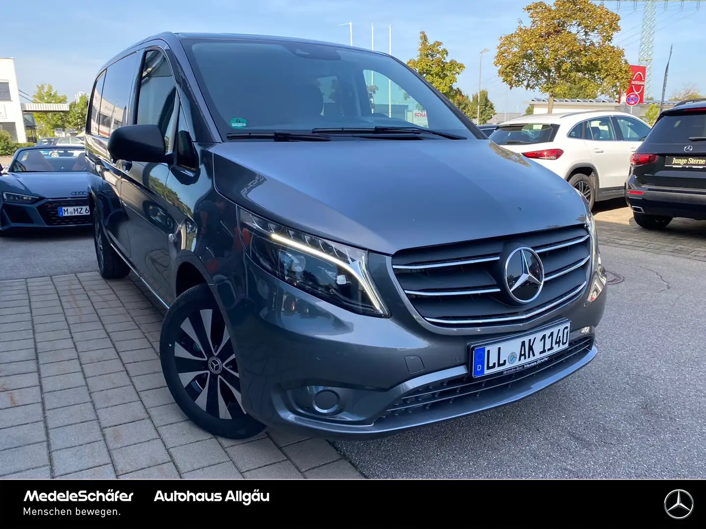 Mercedes-Benz Vito Vito 124 CDI 4x4 Mixto Kompakt LED HECKTÜR AHK Grau - 2