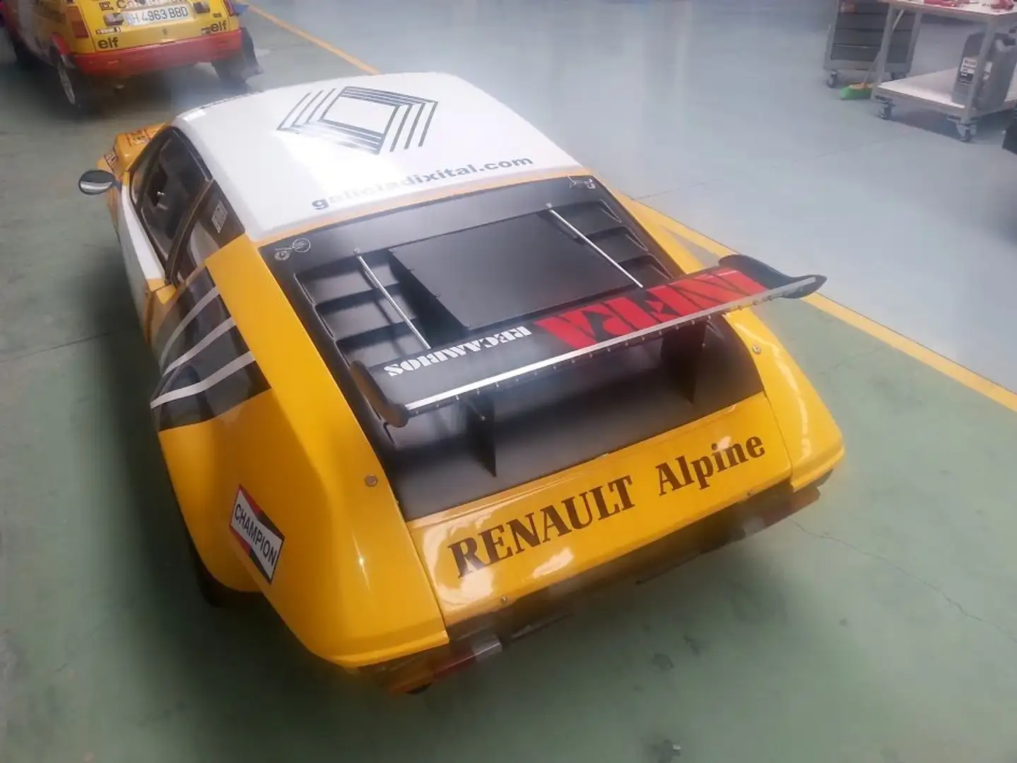 Renault Alpine A310 Sárga - 2