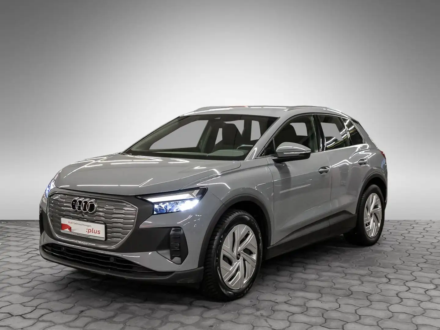 Audi Q4 e-tron Q4 40 e-tron AHK LED virtCo FOD SHZ PDCplus Grau - 2
