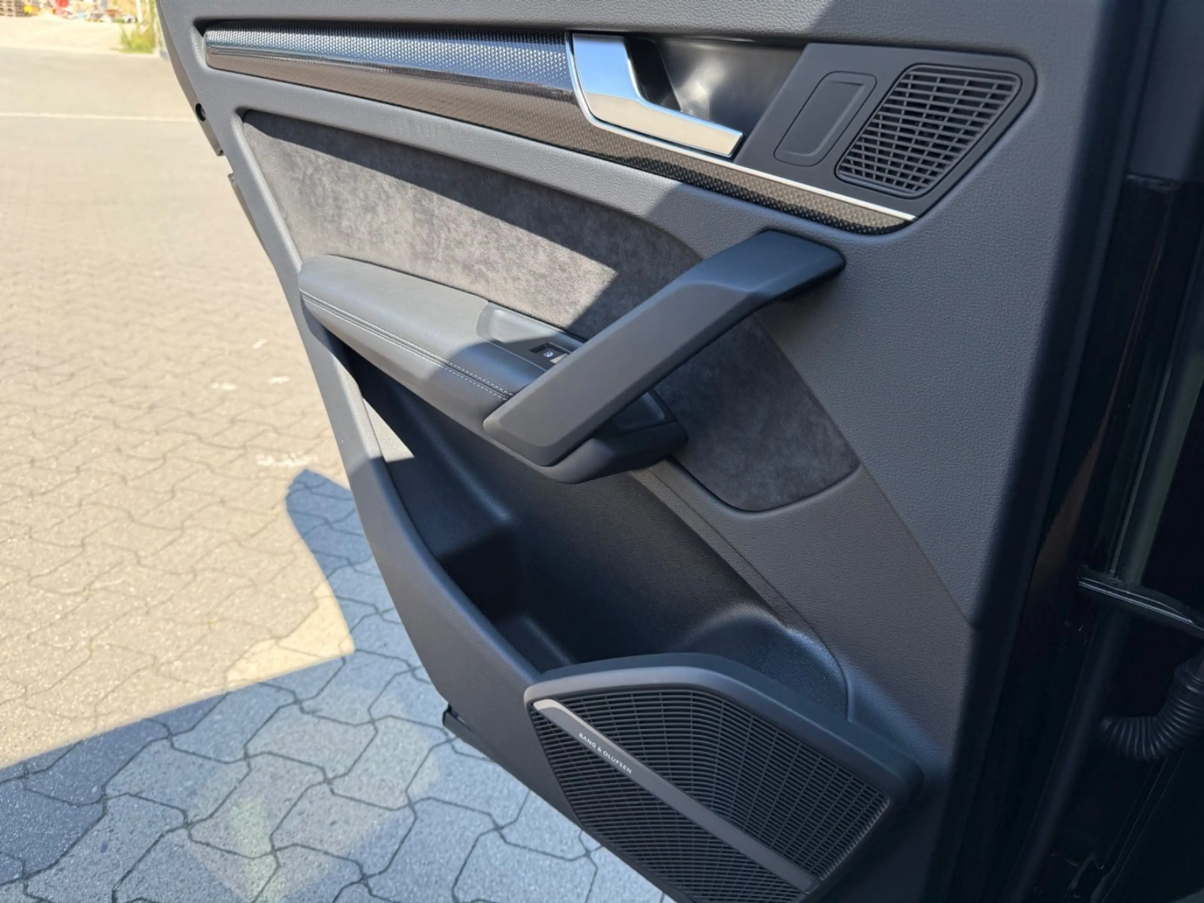 Audi SQ5 3.0 TDI BLACKLINE, PANORAMA, S-SITZE RAUTE — photo 12