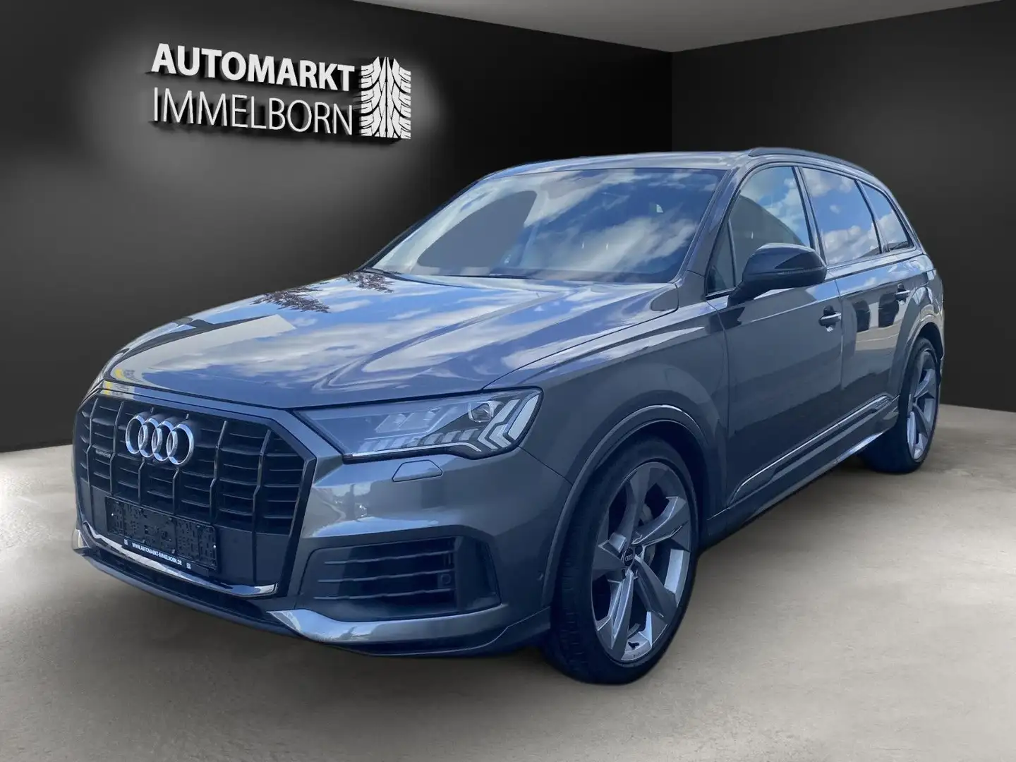 Audi Q7 55 e Virtual*Pano*Kamera*22*Matrix*B&O*ACC*DA Grau - 2