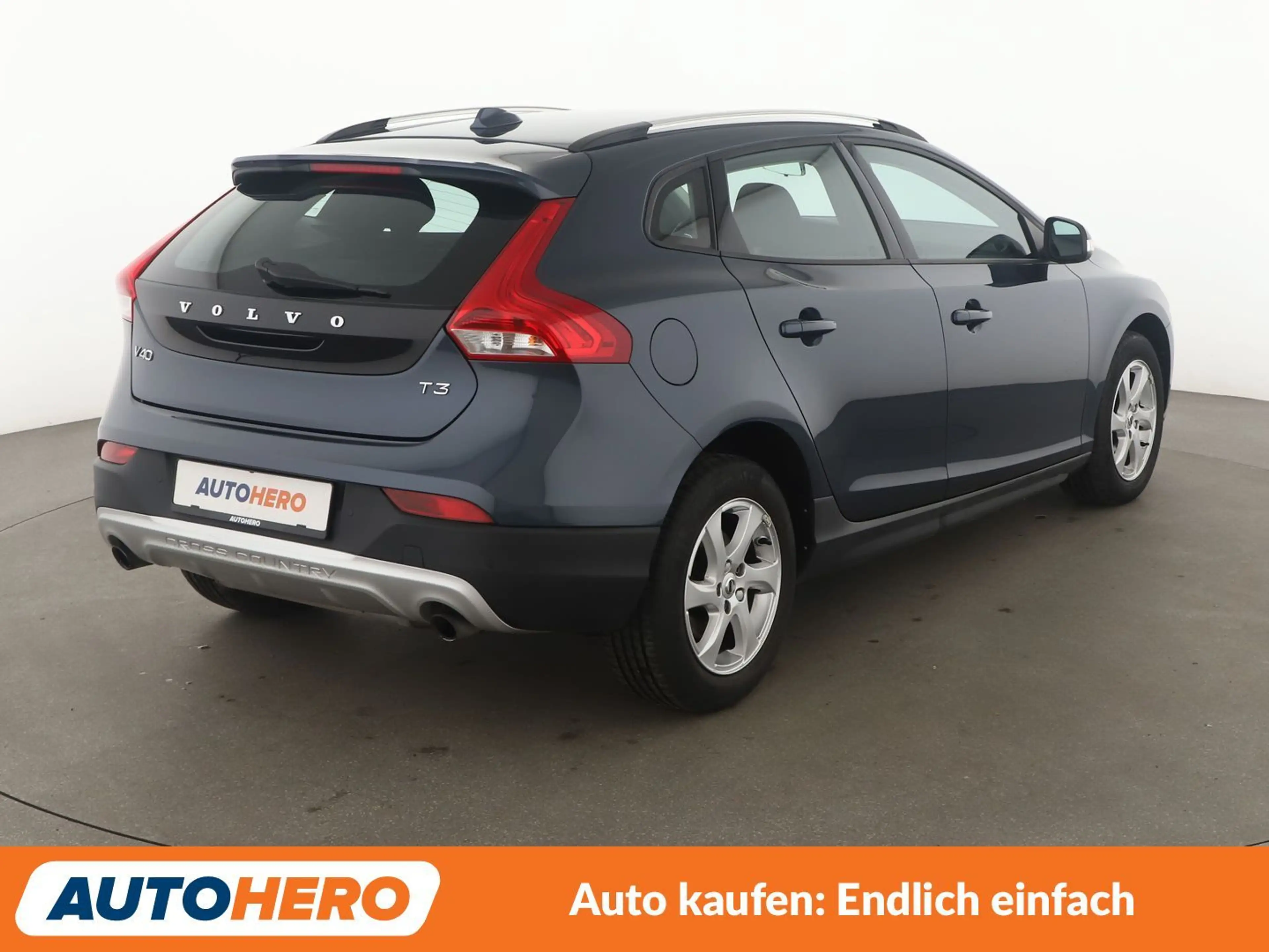 Volvo V40 Cross Country 2.0 T3*TEMPO*LIMITER*PDC — photo 6