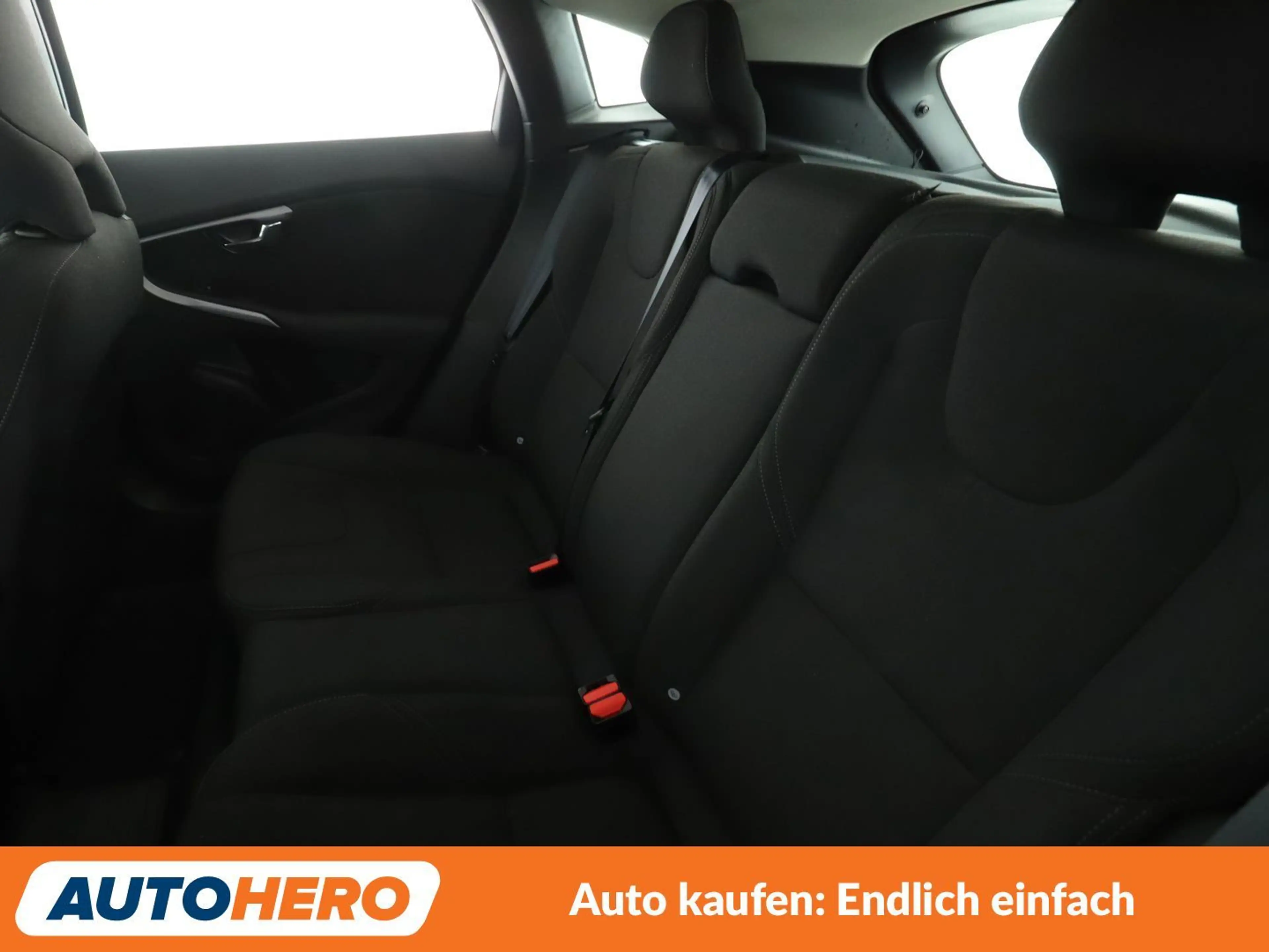 Volvo V40 Cross Country 2.0 T3*TEMPO*LIMITER*PDC — photo 14