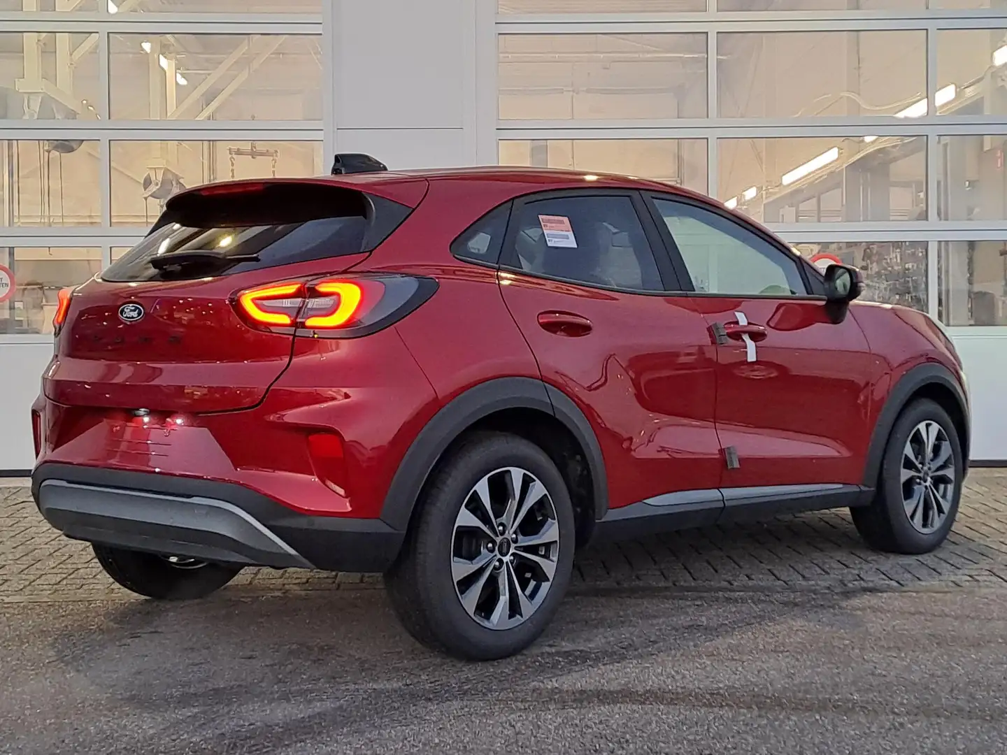 Ford Puma 1.0 EcoBoost Hybrid Titanium | Nieuw Voorraad! | € Rot - 2
