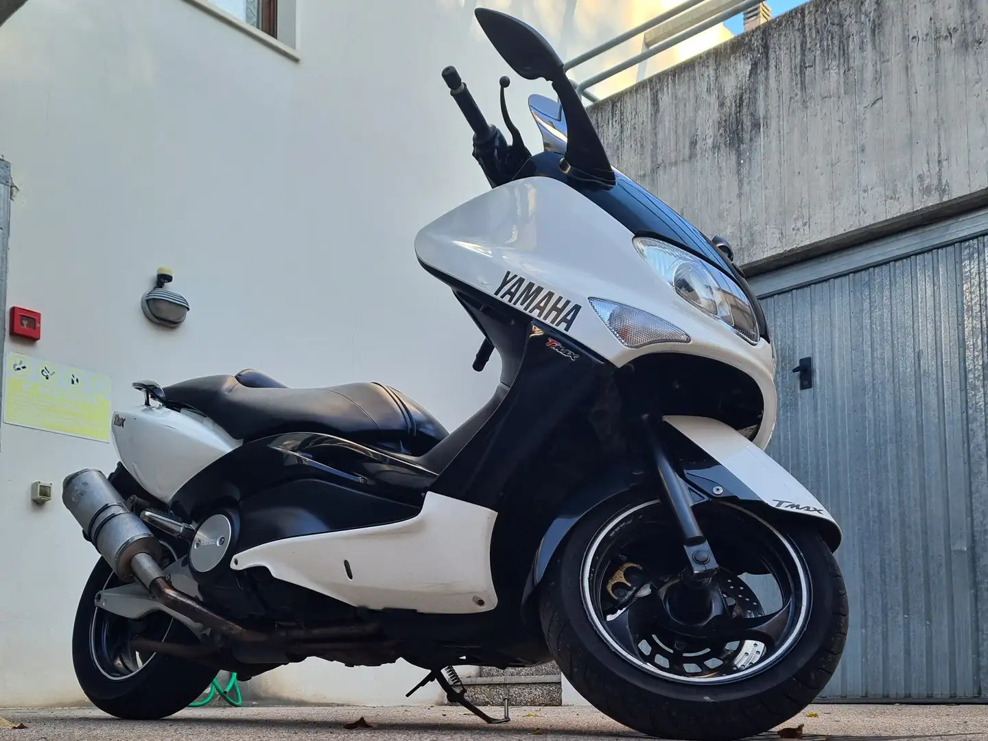 Yamaha TMAX 500 White Bianco - 1