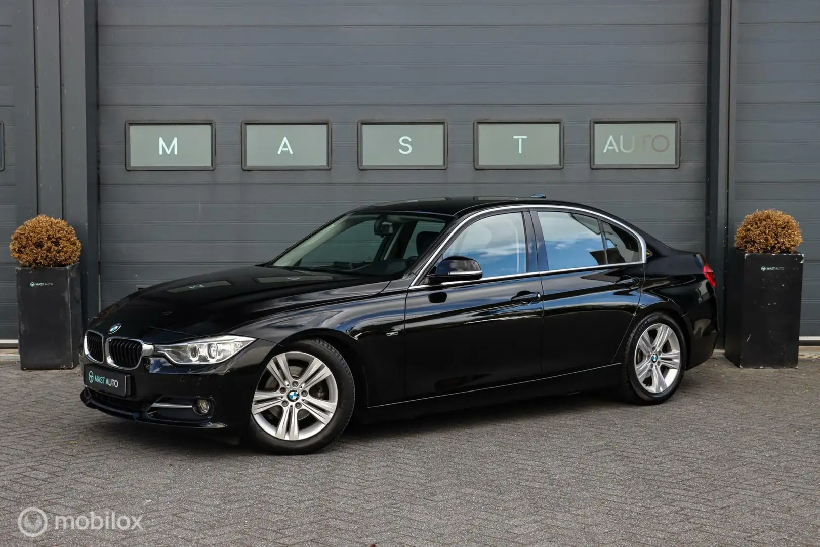 BMW 316 3-serie 316i Sport | Harman-Kardon | Leder | Navi Nero - 1