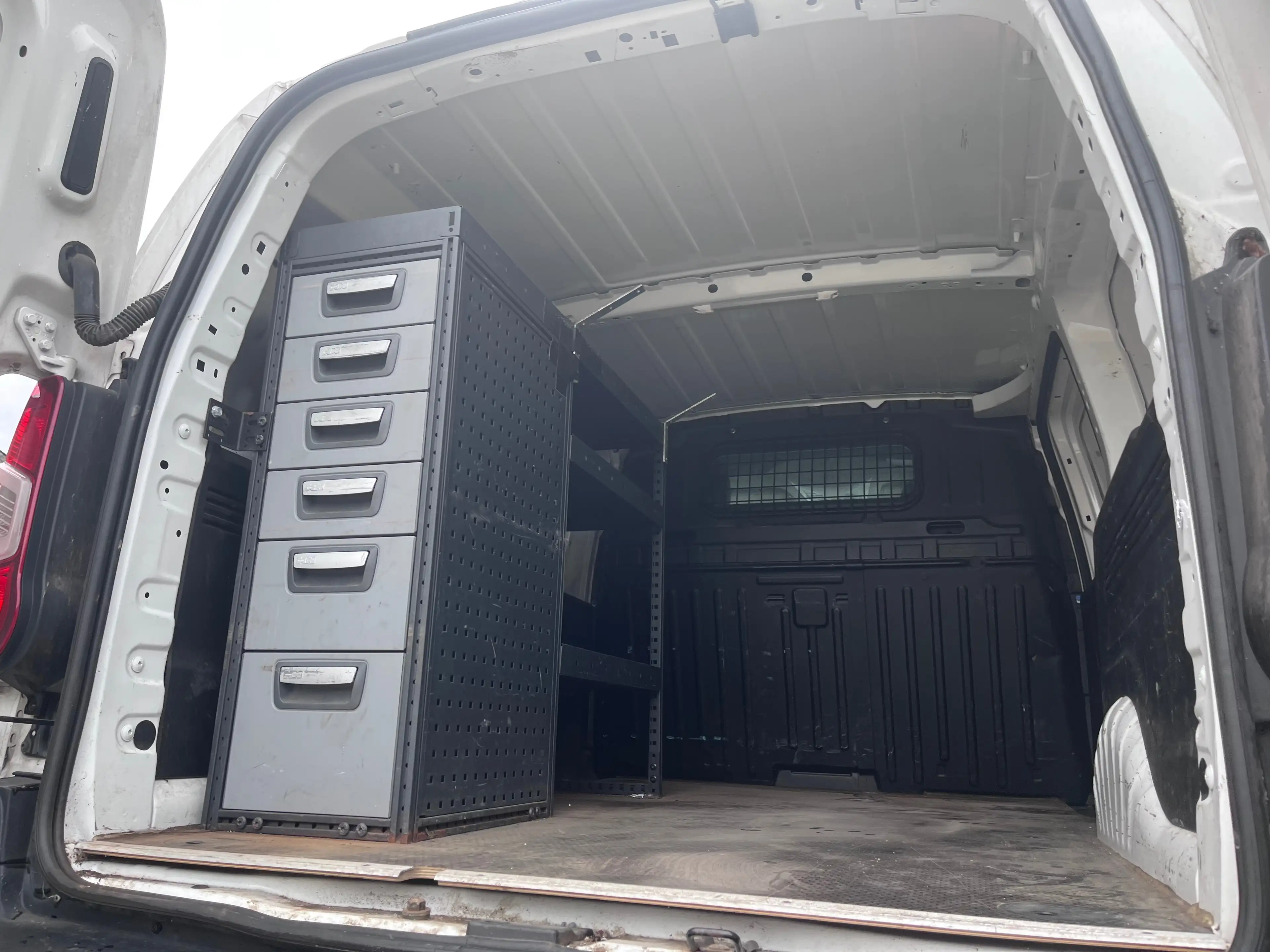 Peugeot Partner 1.6 BlueHDi L2 Heavy Premium S/S (EU6.2) — photo 14