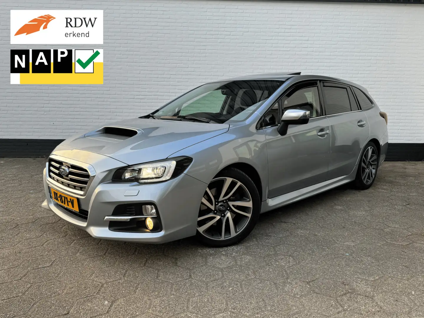 Subaru Levorg GT-S Premium SCHUIFDAK l TREKH. l DEALER l NAP Grijs - 1