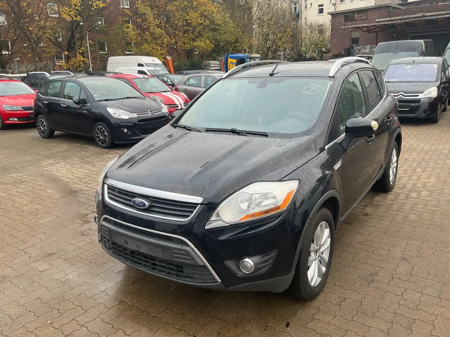 Ford Kuga Titanium Schwarz - 2