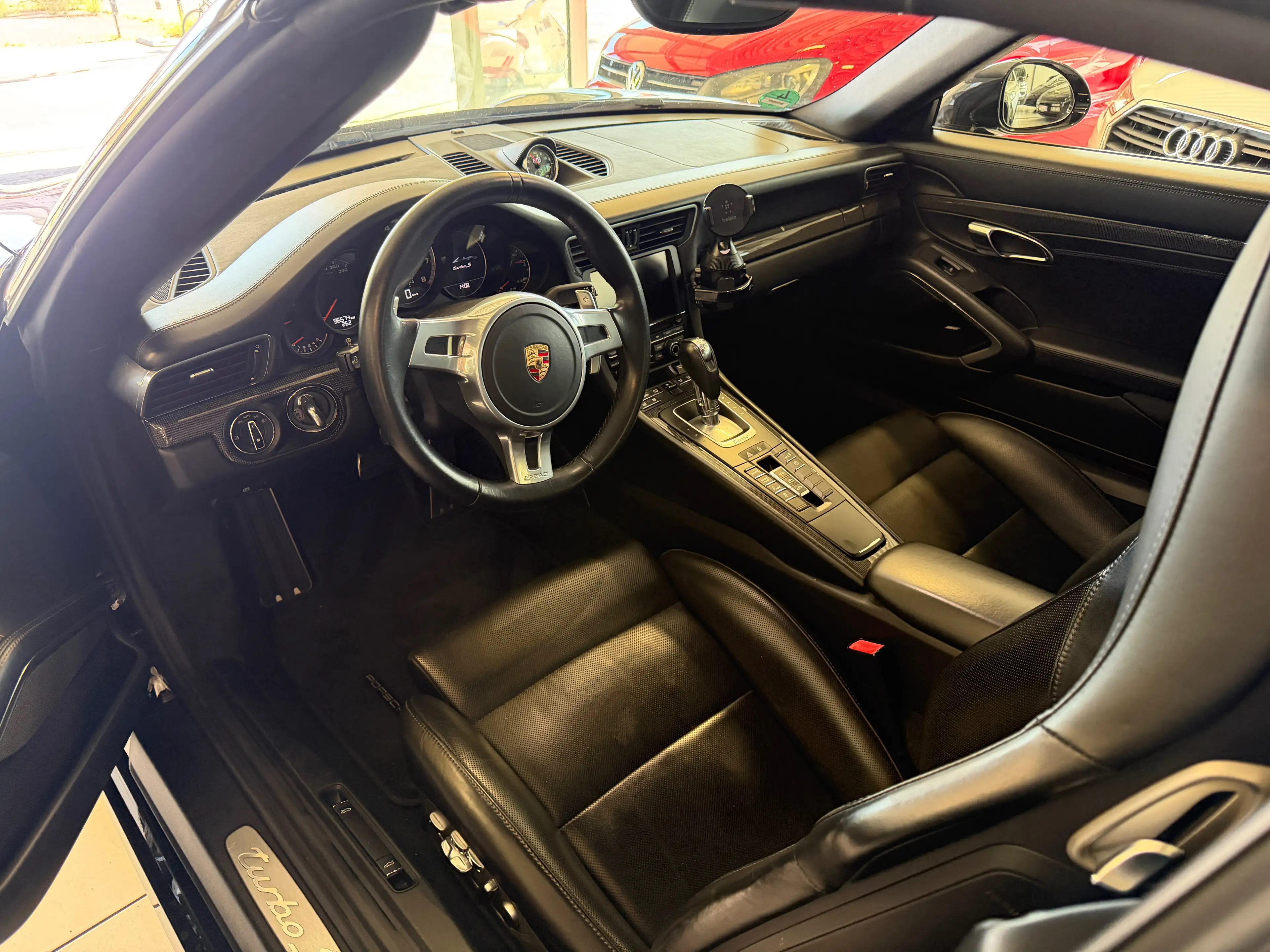 Porsche 991 Turbo S Cabriolet — photo 10