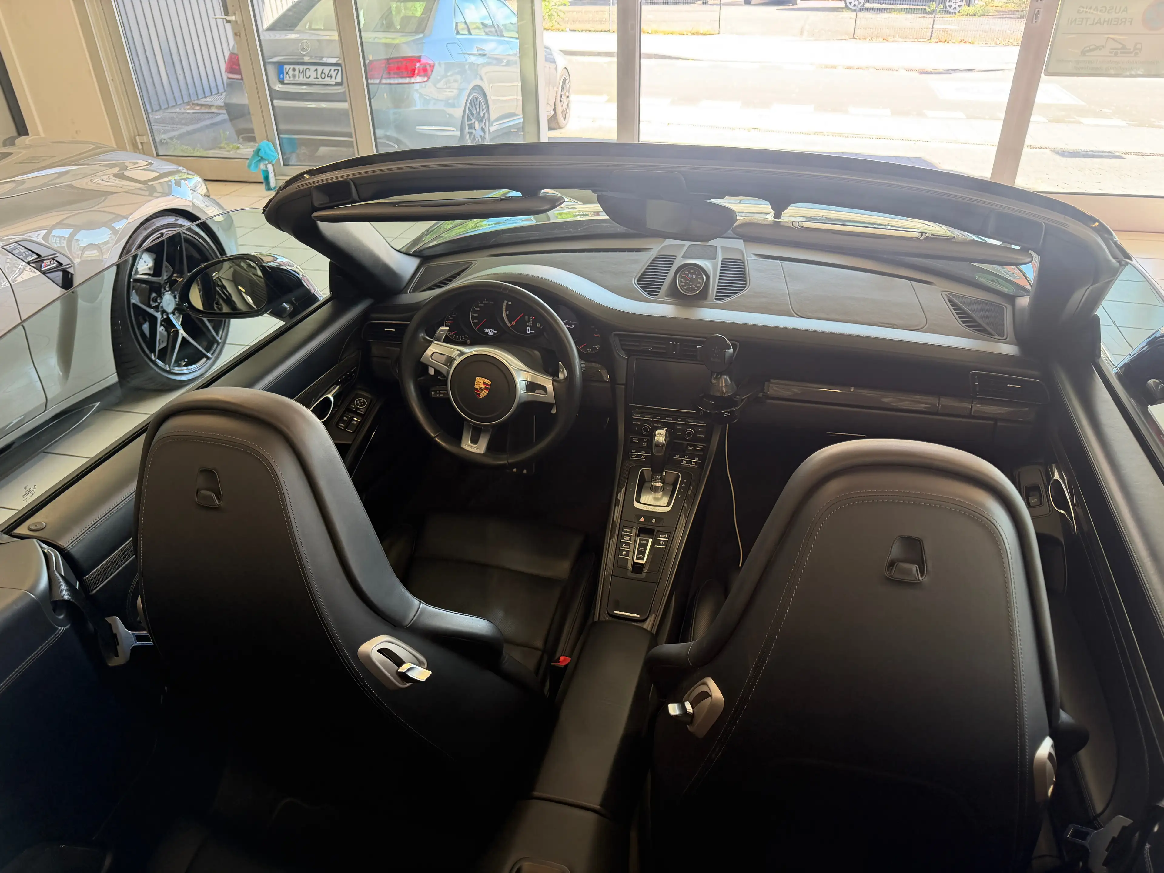 Porsche 991 Turbo S Cabriolet — photo 8