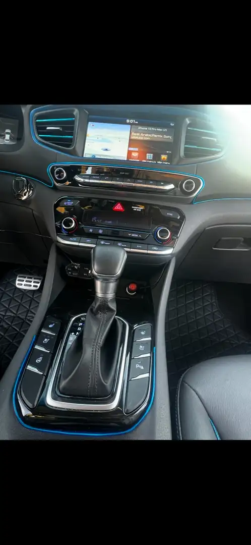 Hyundai IONIQ 1.6 GDi Premium Zwart - 2