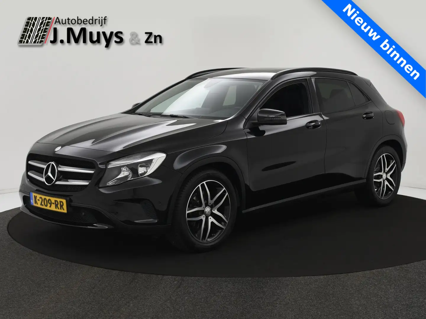 Mercedes-Benz GLA 180 Ambition AUTOM. NAVI|STOELVERW|PDC|CRUISE|18INCH Noir - 1