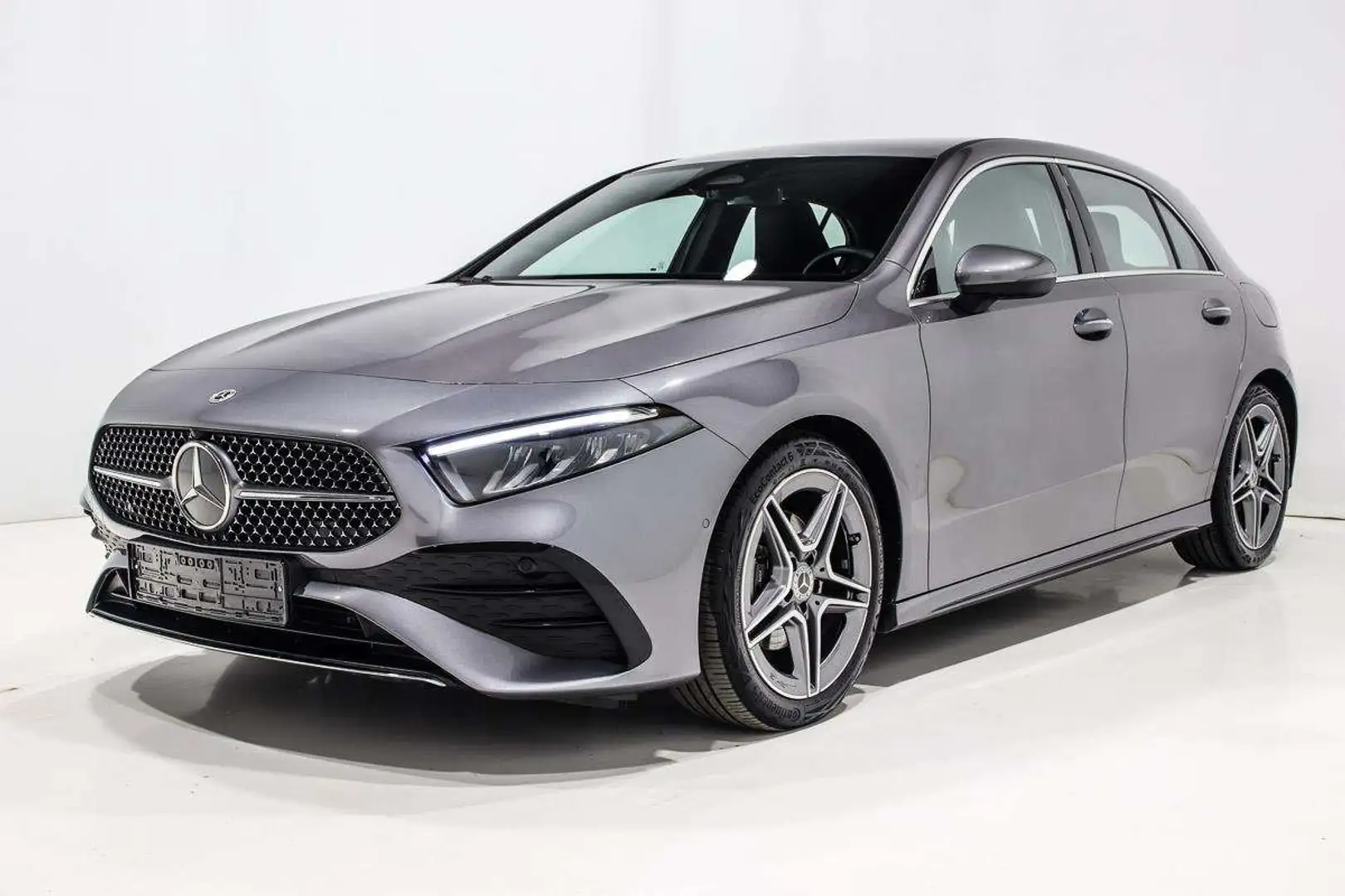 Mercedes-Benz A 200 AMG AUTOMATIQUE LED GPS CAMERA JA18 ATTELAGE Gris - 2