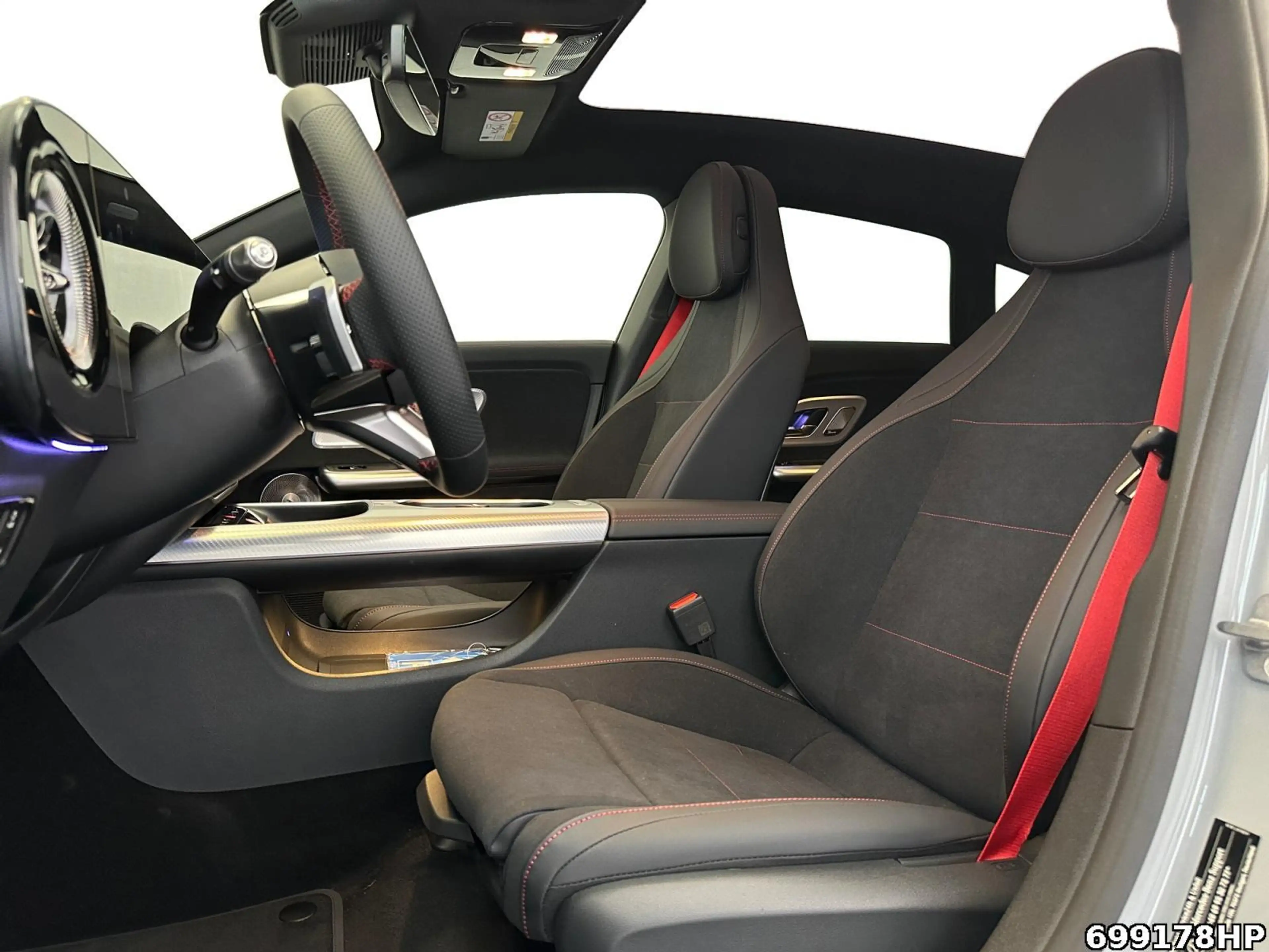 Mercedes-Benz CLA 220 +AHK+360°KAM+BURMESTER+HEAD-UP+AMG+ — photo 11