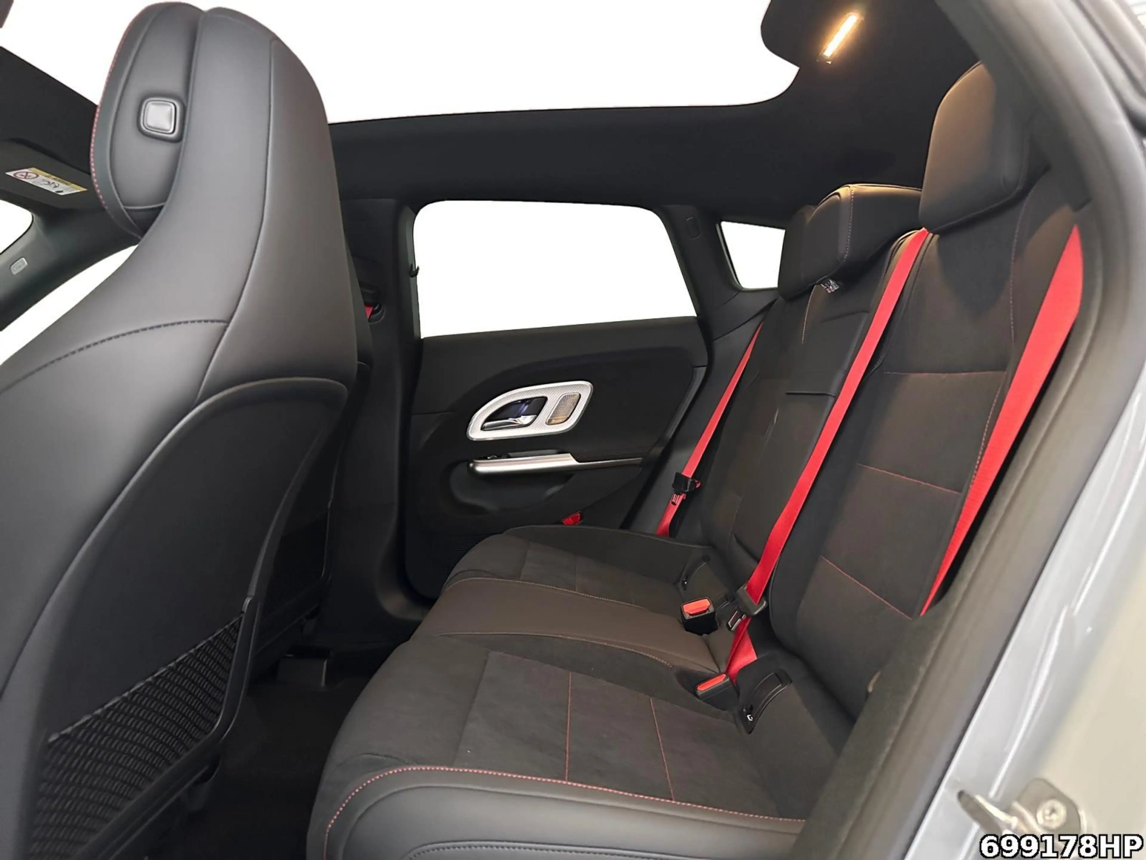 Mercedes-Benz CLA 220 +AHK+360°KAM+BURMESTER+HEAD-UP+AMG+ — photo 12