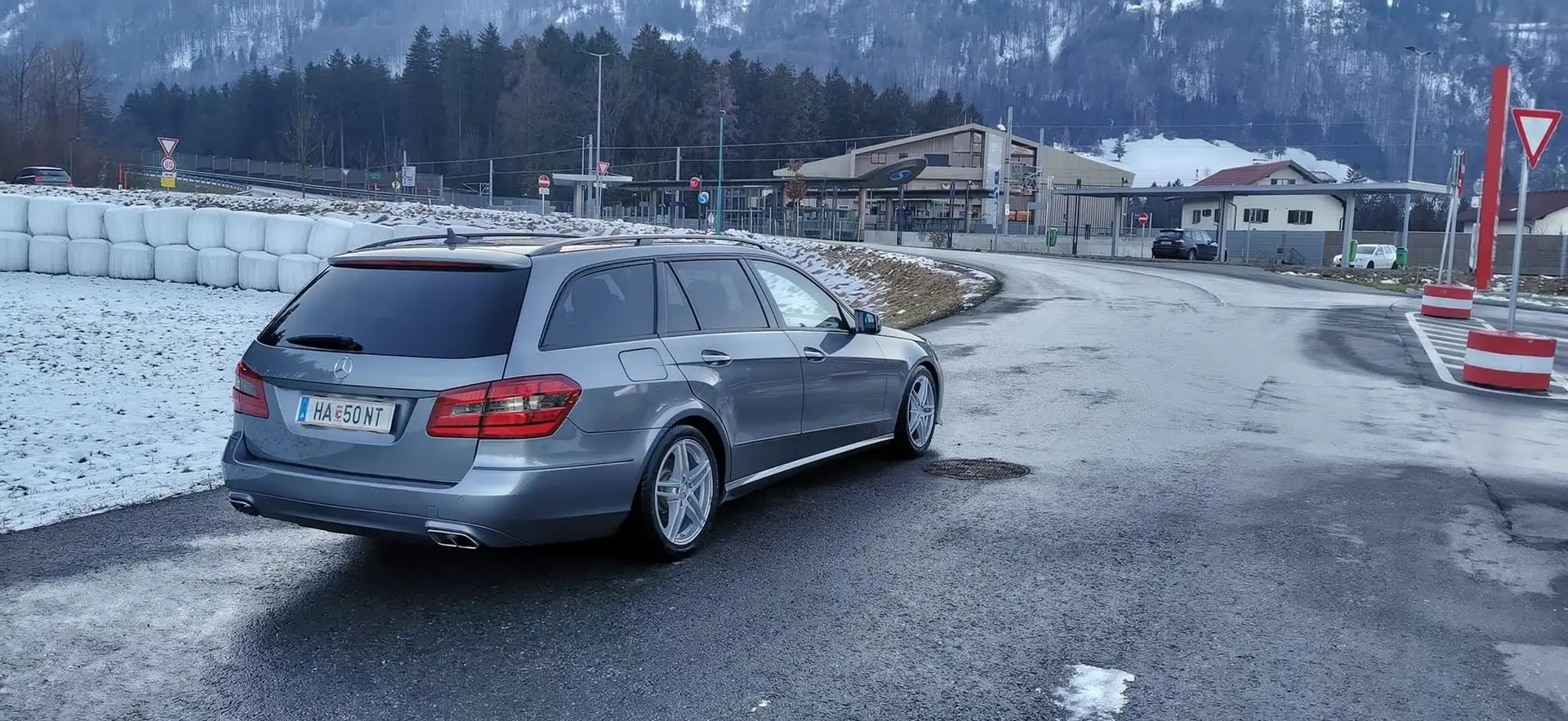 Mercedes-Benz E 350 T Avantgarde 4MATIC CDI Aut. - 2