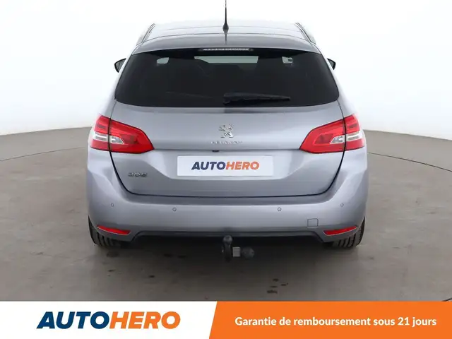 Peugeot 308 view 5