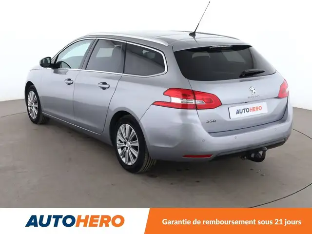 Peugeot 308 view 4