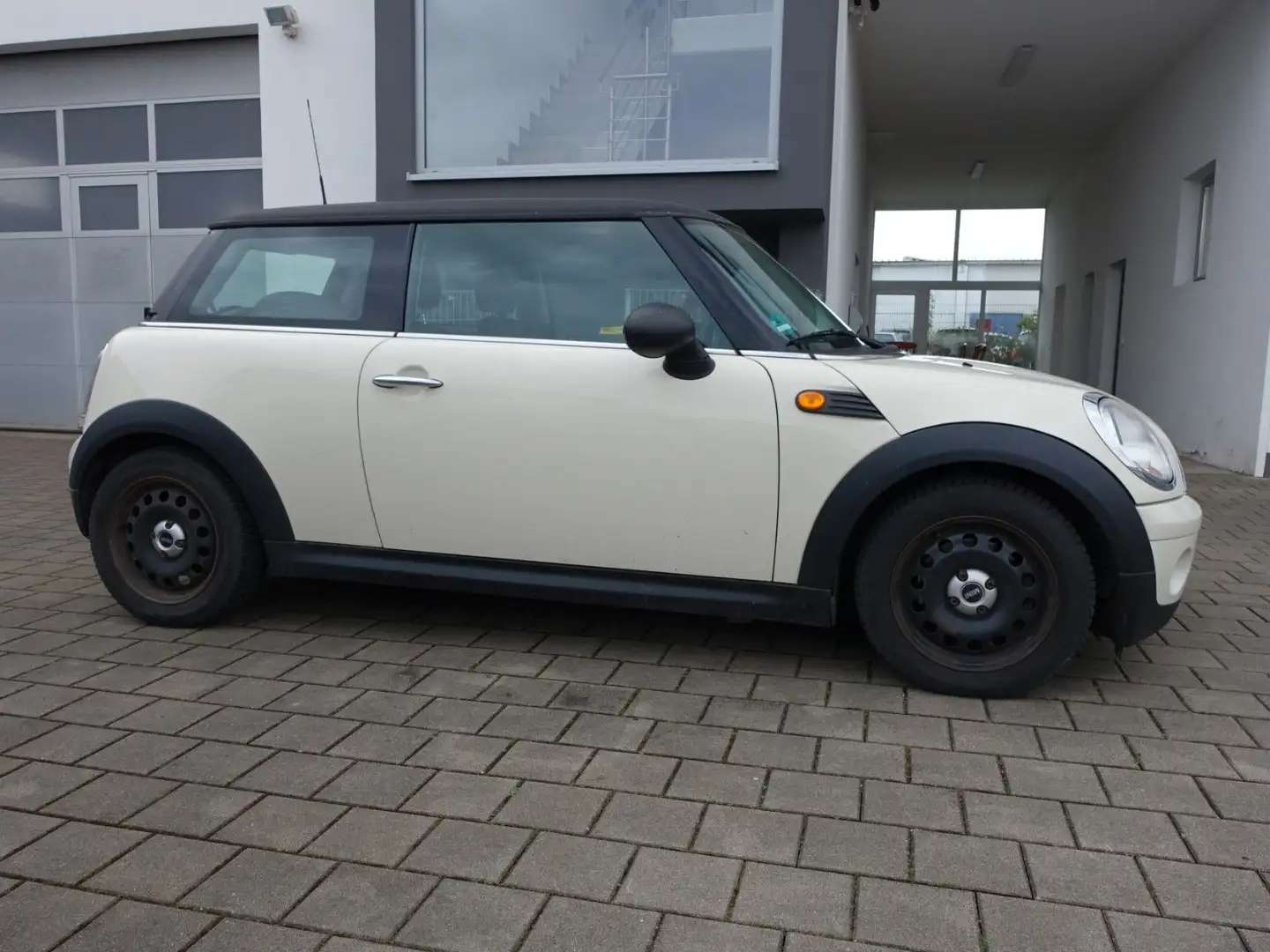 MINI One One Mini AUTOMATIC/PDC Weiß - 2