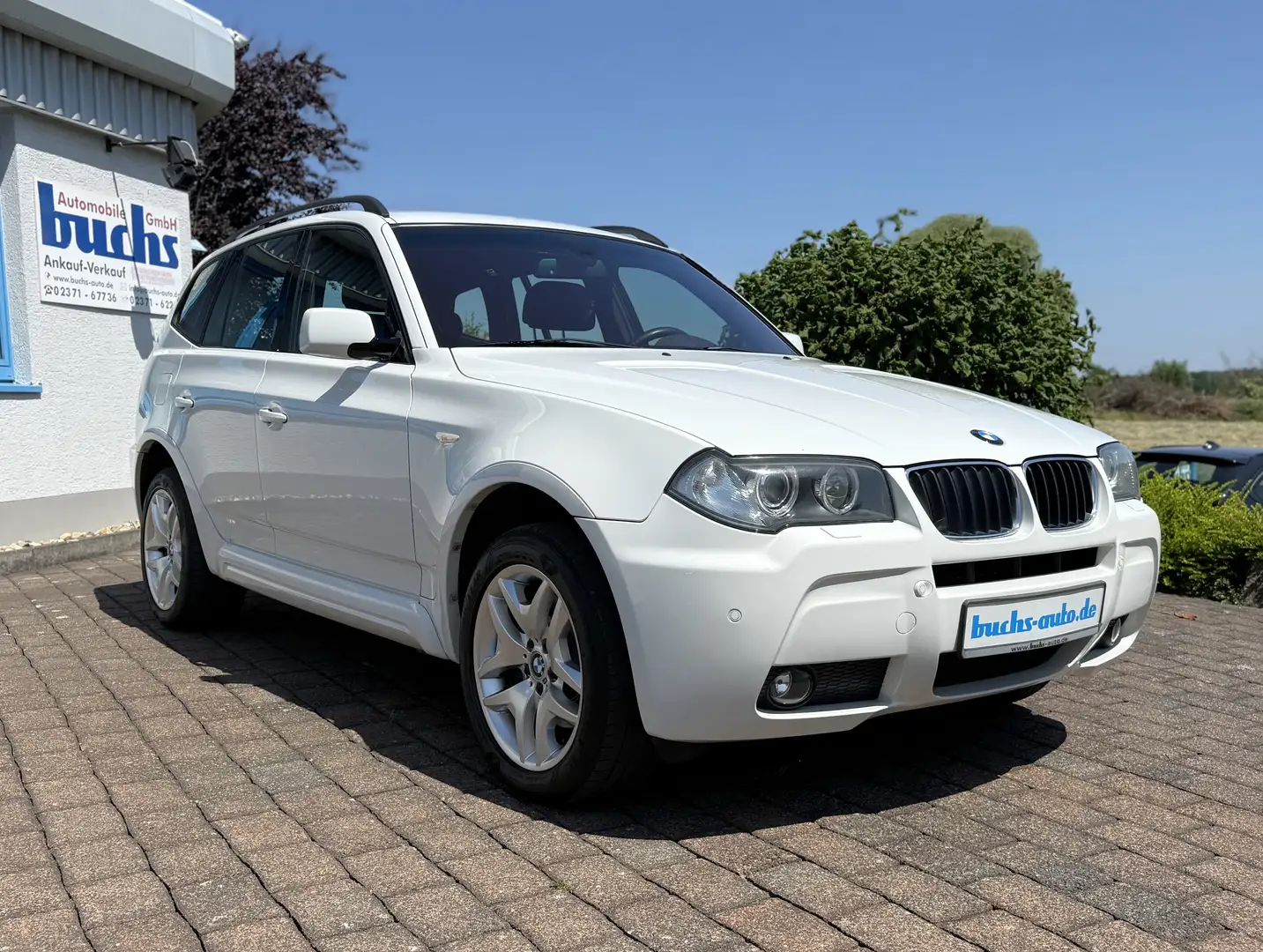 BMW X3 2.0d M Sport AHK Navi Xenon Weiß - 1
