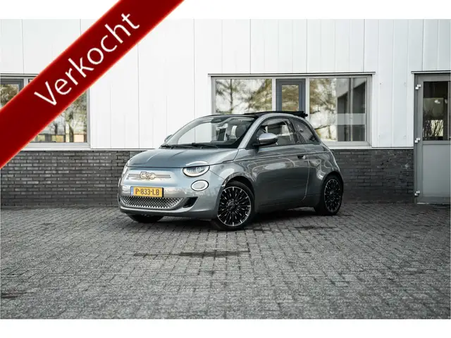 Fiat 500C Icon 42 kWh | 17"LMV | Camera | Chrome pakket