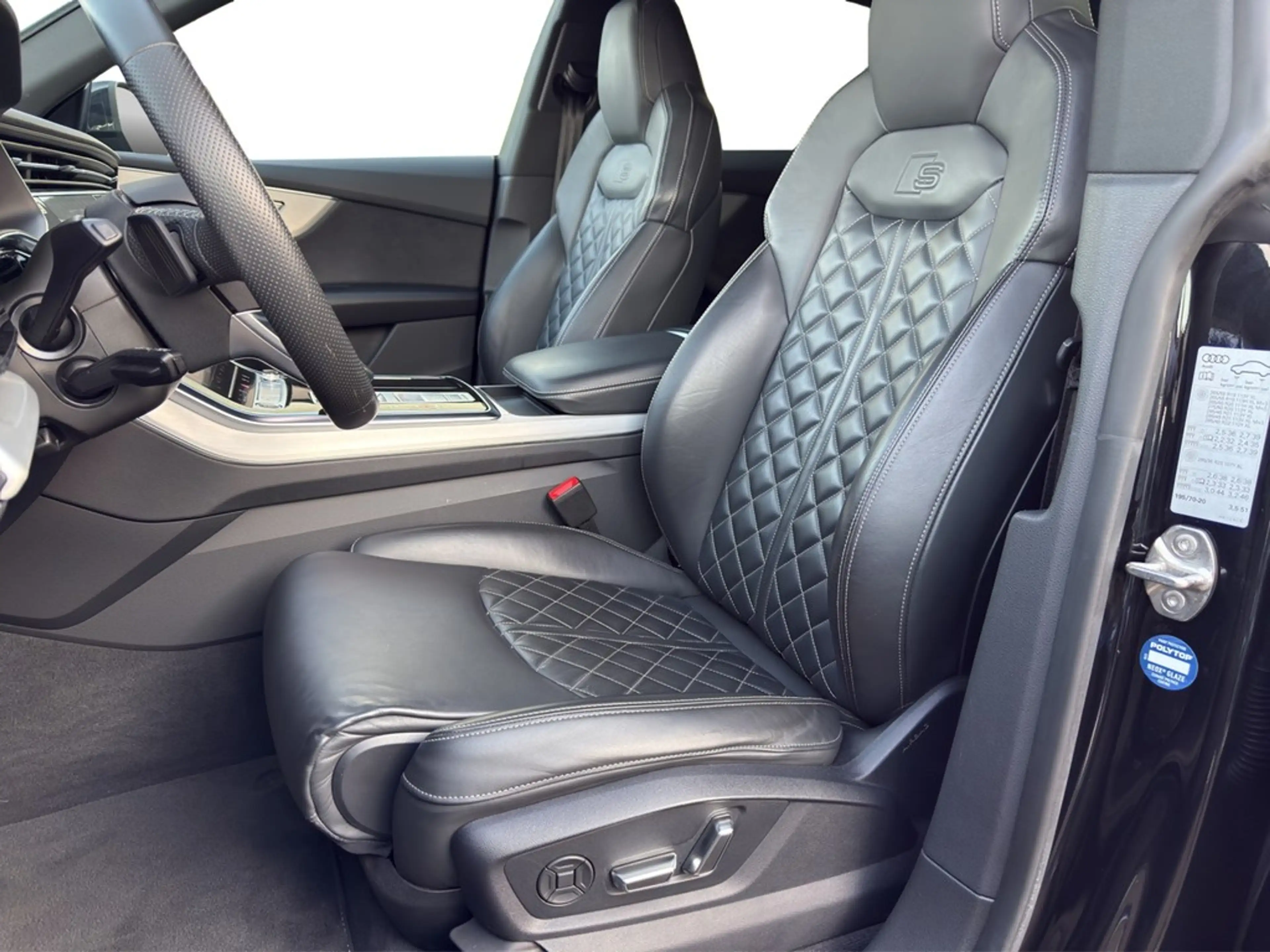 Audi Q8 55 TFSI quattro Tiptronic S line MATRIX*VIRTUAL... — photo 14