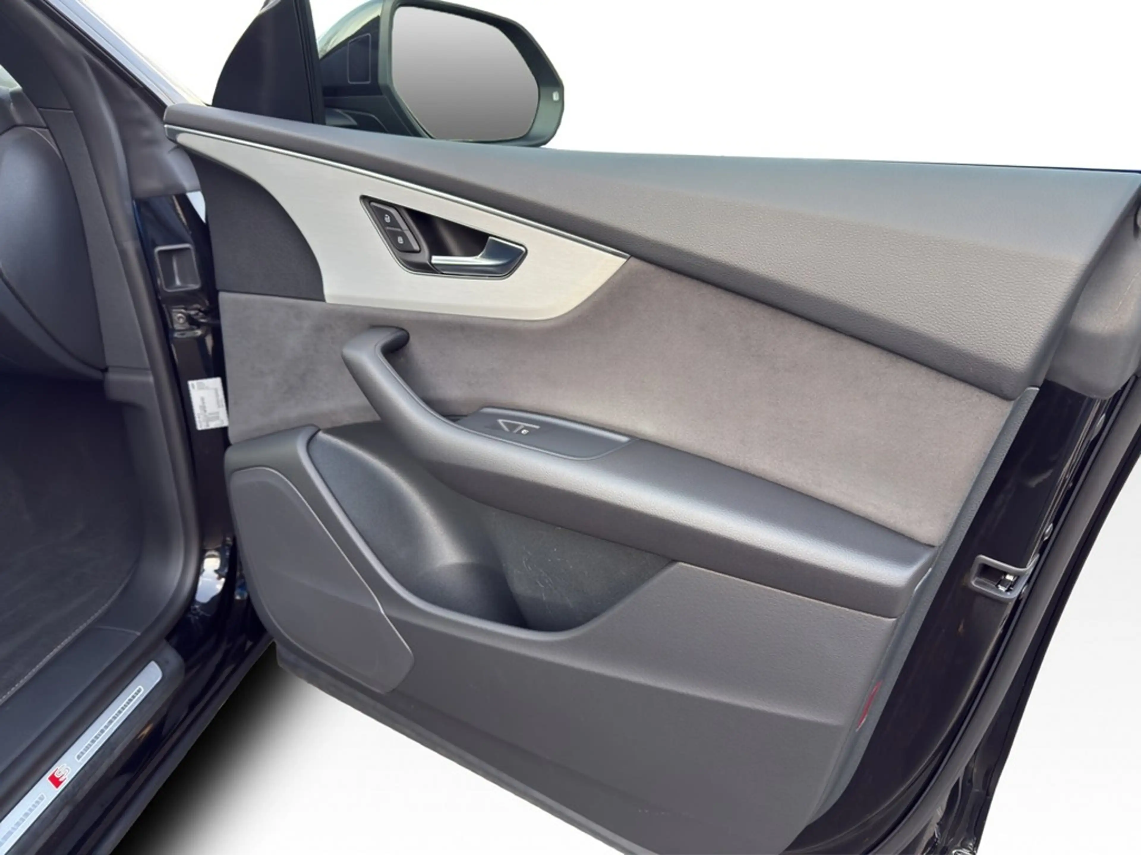 Audi Q8 55 TFSI quattro Tiptronic S line MATRIX*VIRTUAL... — photo 13