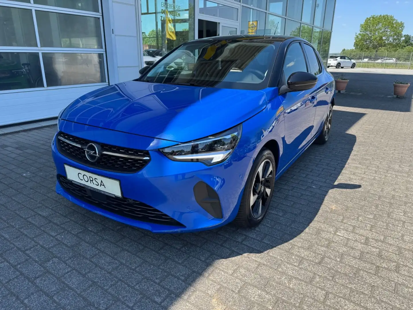 Opel Corsa F e Elegance plava - 1