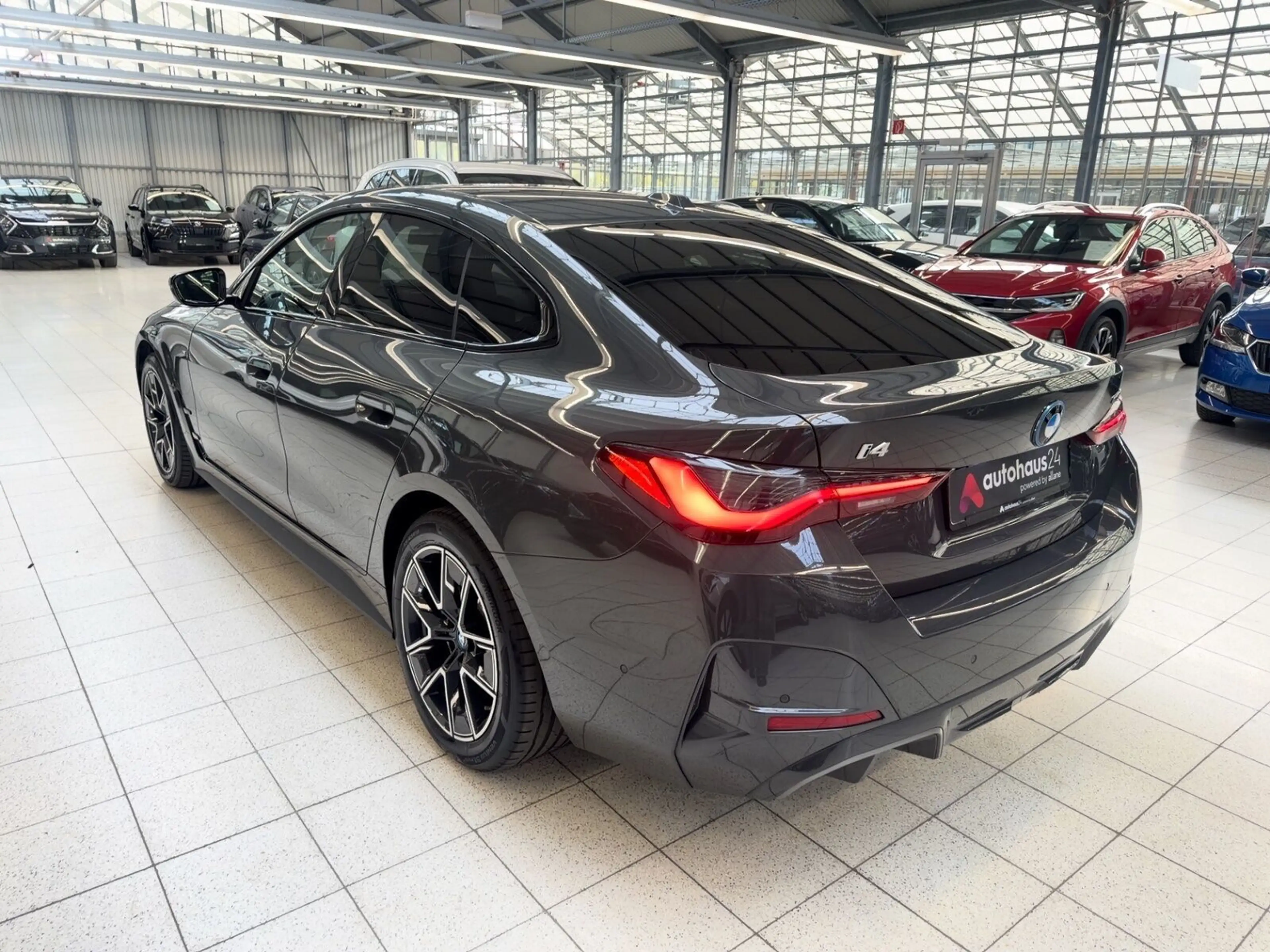 BMW i4 - 40 e M Sport M Sport|LED|DAB|Temp. — photo 4