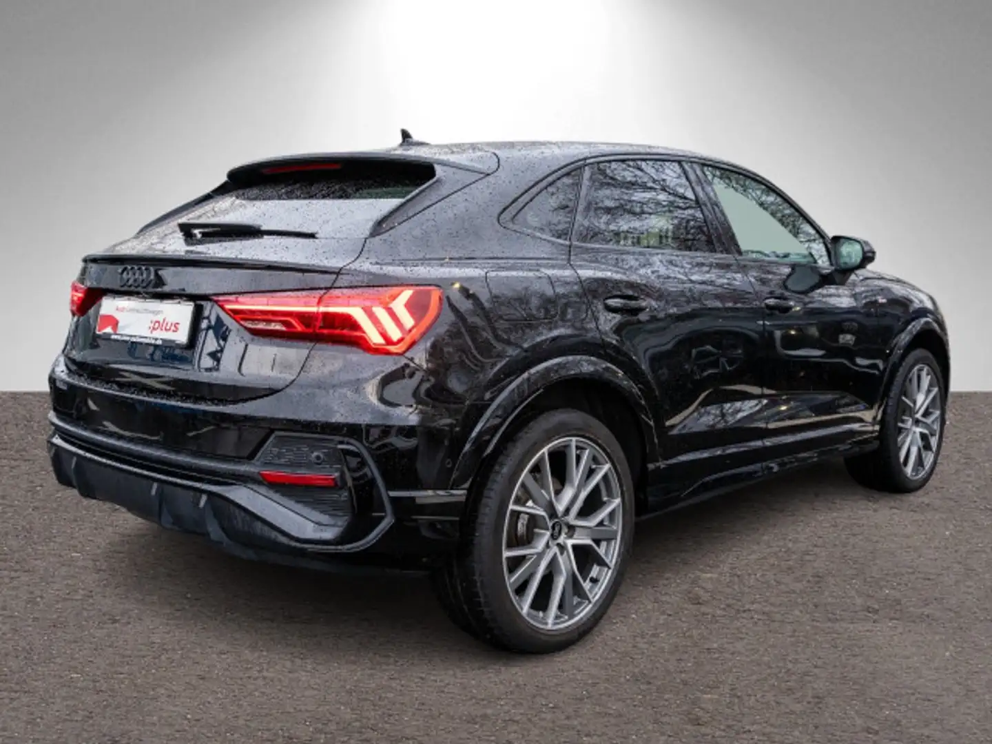 Audi Q3 S line 45TFSI e NAVI LED RFK SONOS Noir - 2