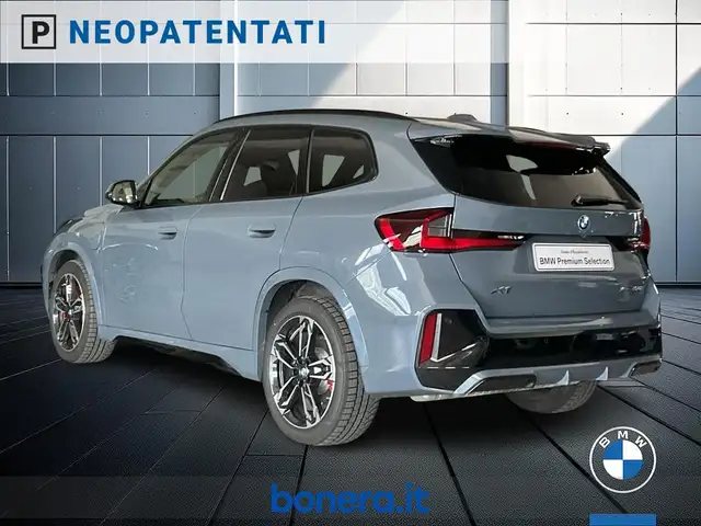 BMW X1 view 8