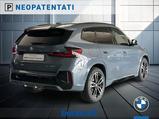BMW X1 view 6