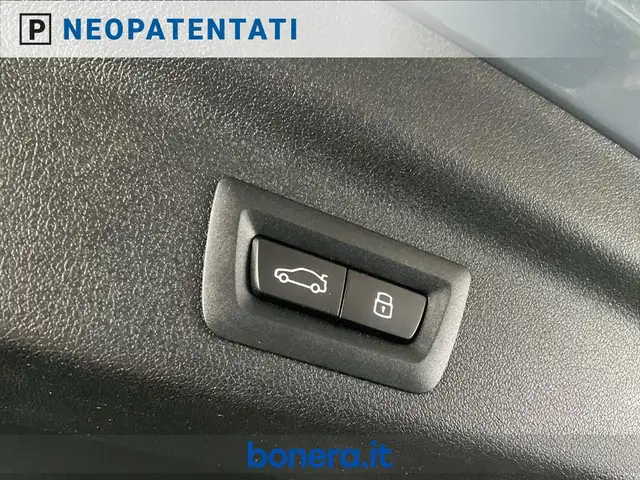 BMW X1 view 14