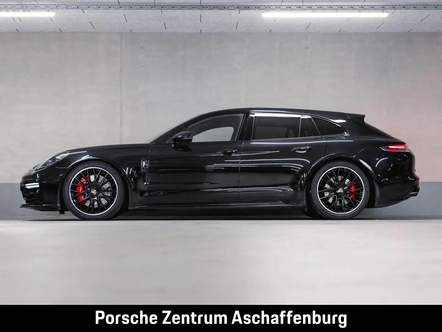 Porsche Panamera GTS Sport Turismo Panorama BOSE SportDesign Černá - 2