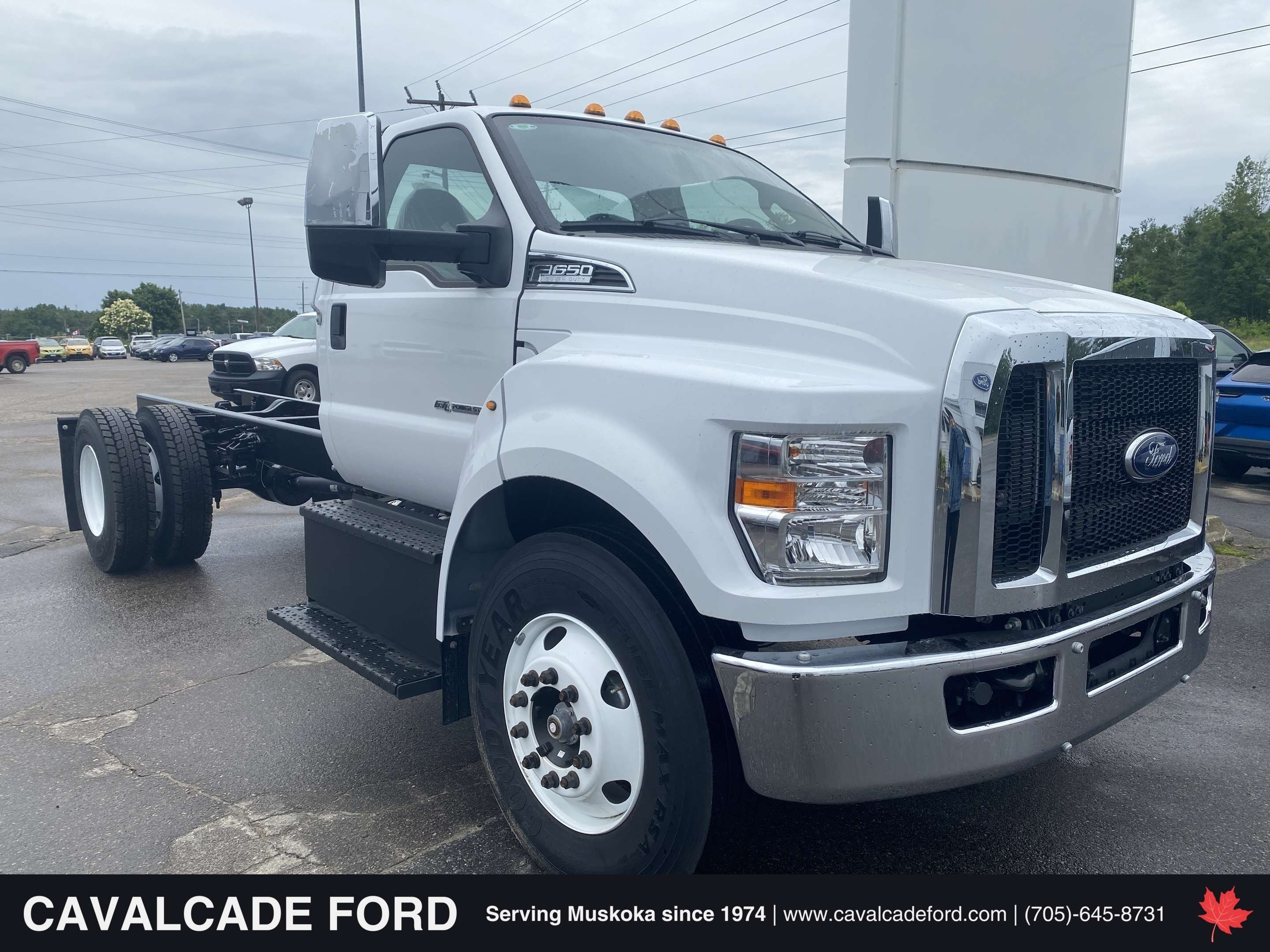 White 2025 Ford F-650 Super Duty Pickup Truck Automatic