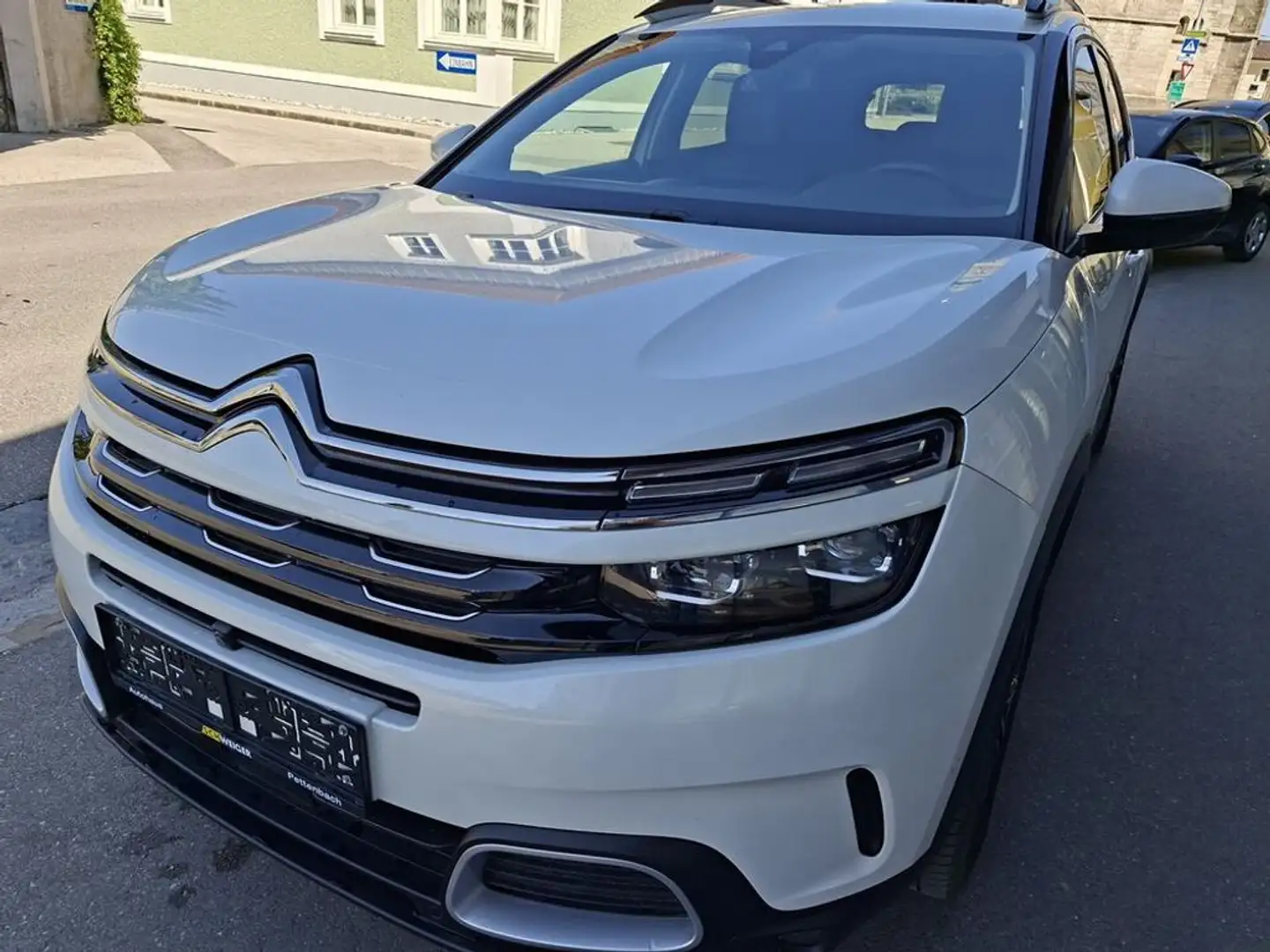 Citroen C5 Aircross BlueHDI 130 S&S EAT8 Shine Weiß - 1
